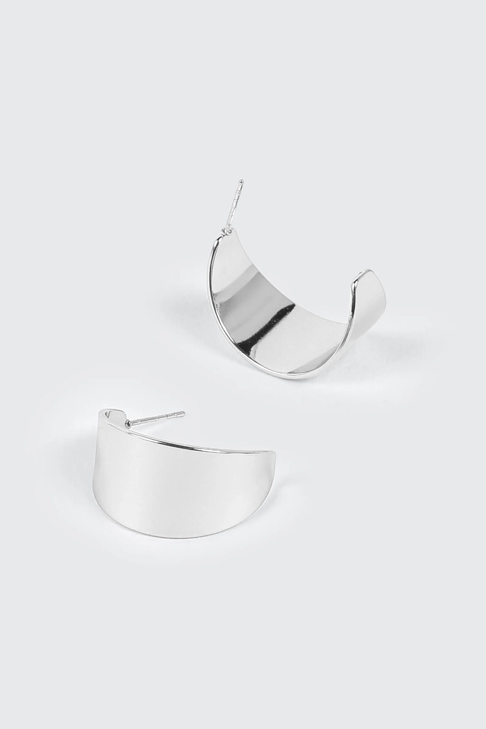 14K White Gold Plated Earrings - Image 3