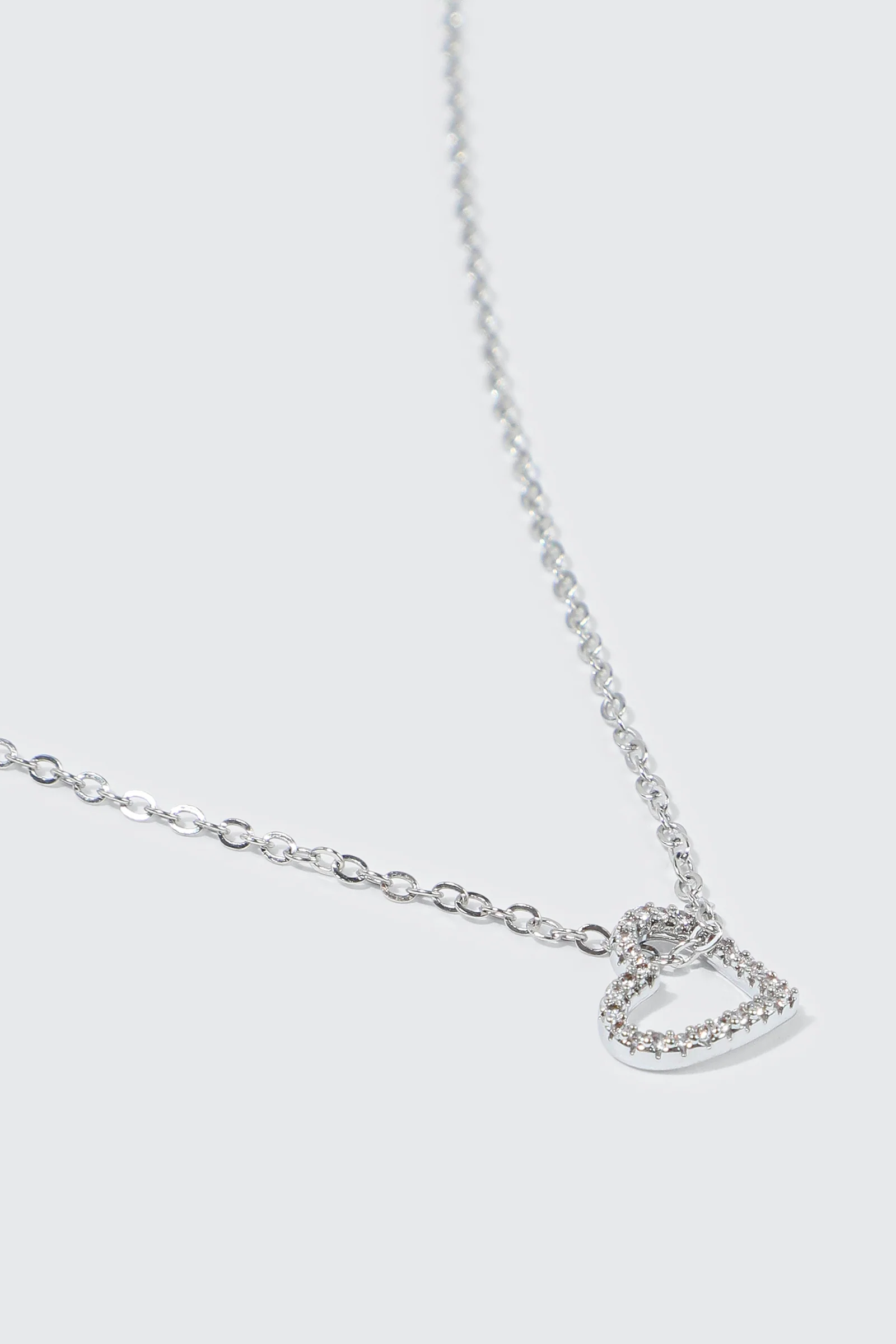 14K White Gold Plated Heart Necklace - Image 3