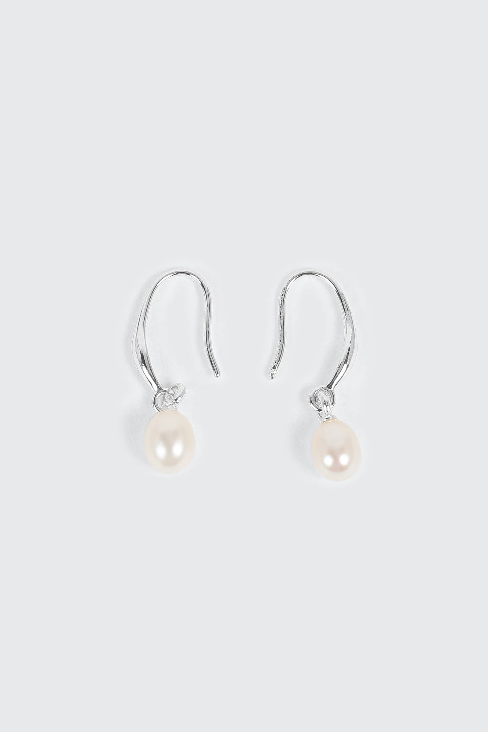 14K White Gold Plated Pearl Drop Earrings - Image 3