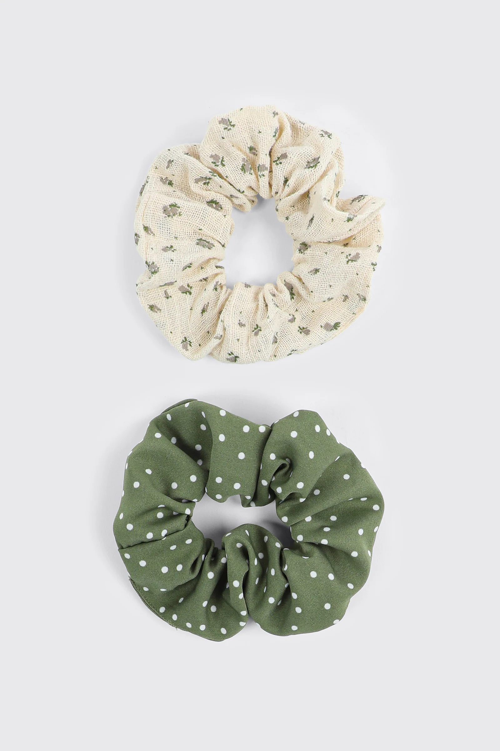 2-Pack Polka Dot and Floral Scrunchies - Image 2