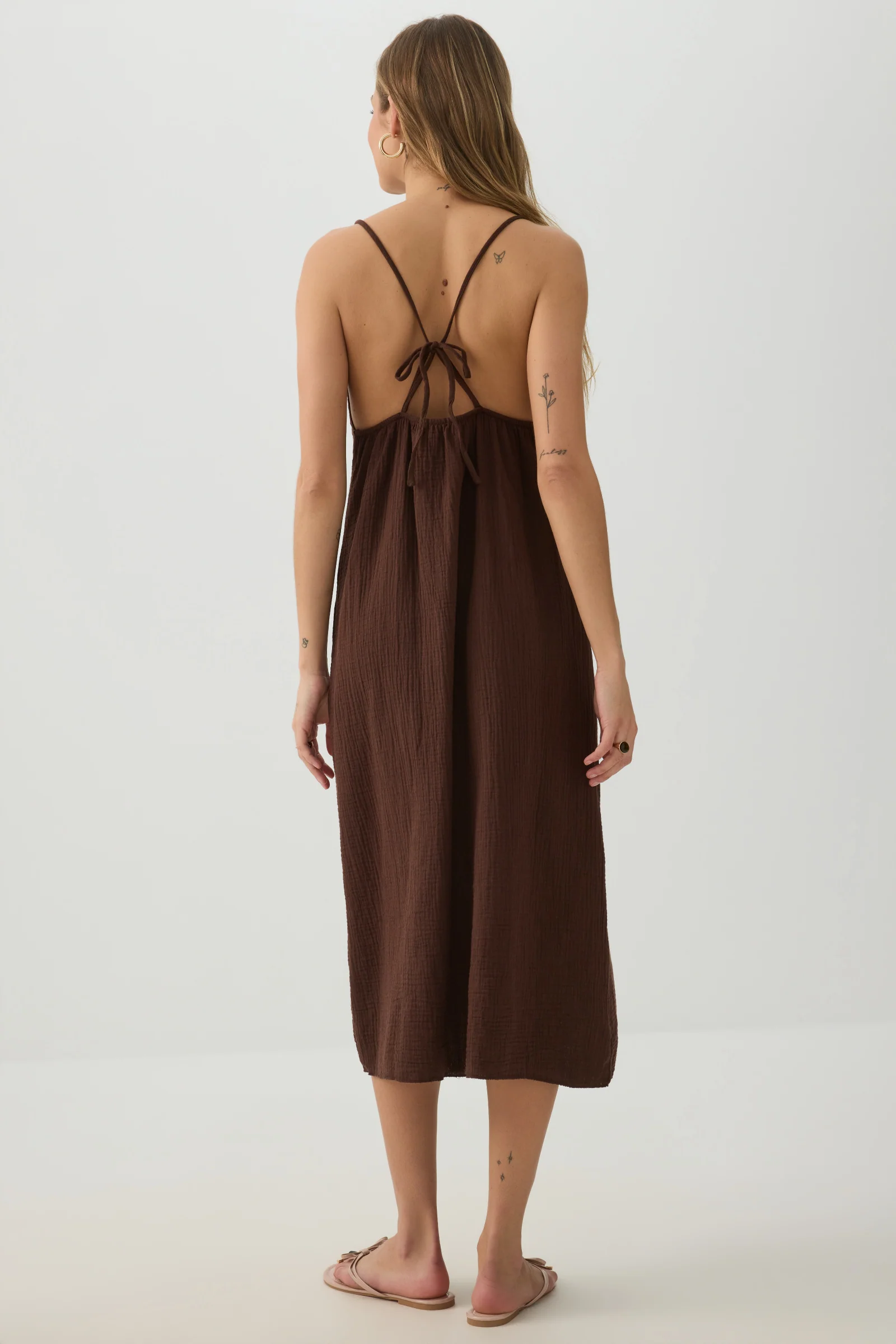 Airy V Neck Midi Dress - Image 4