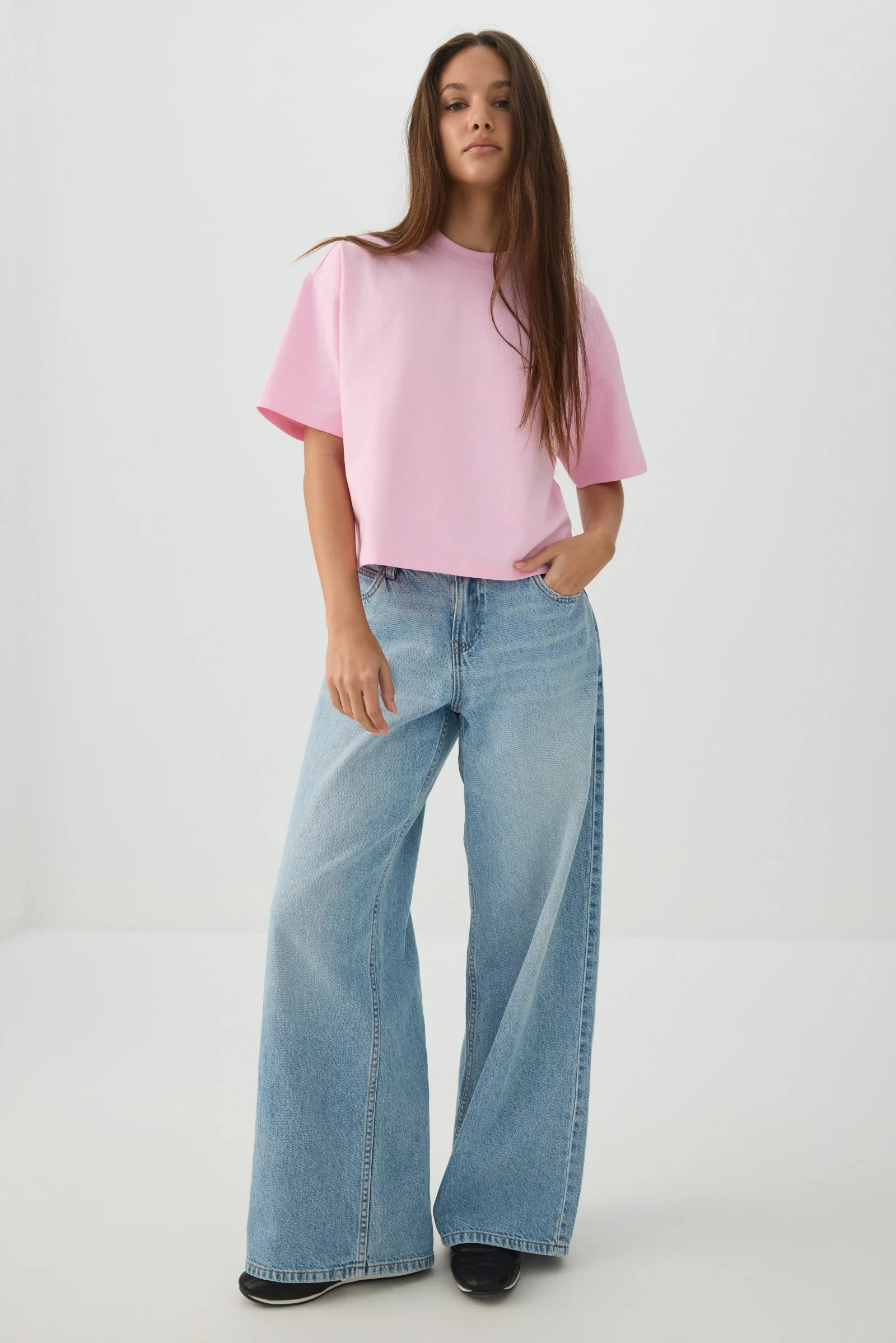 Basic Boxy Short Sleeve T-Shirt - Image 3