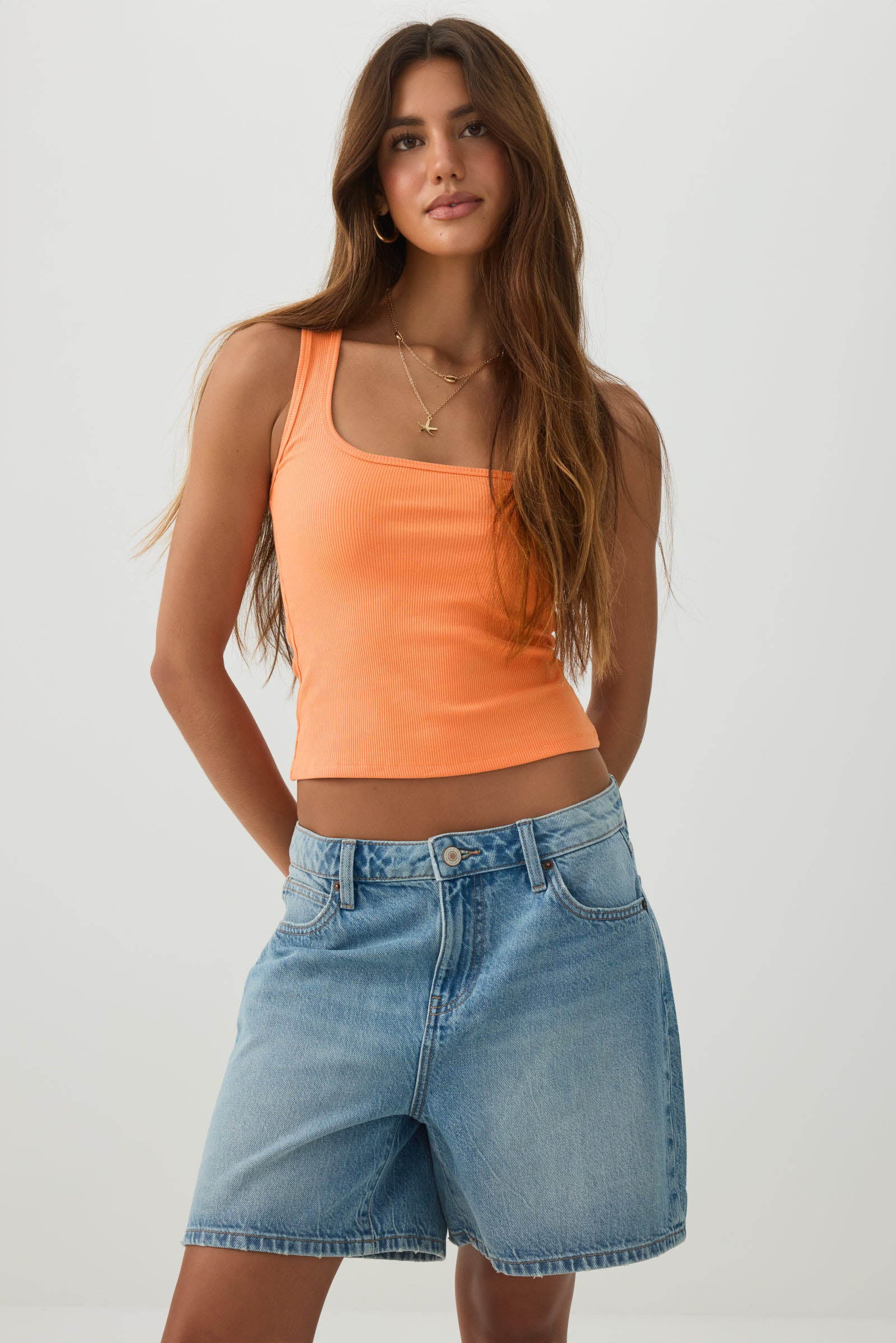 Basic Cropped Ribbed Tank Top - Image 2