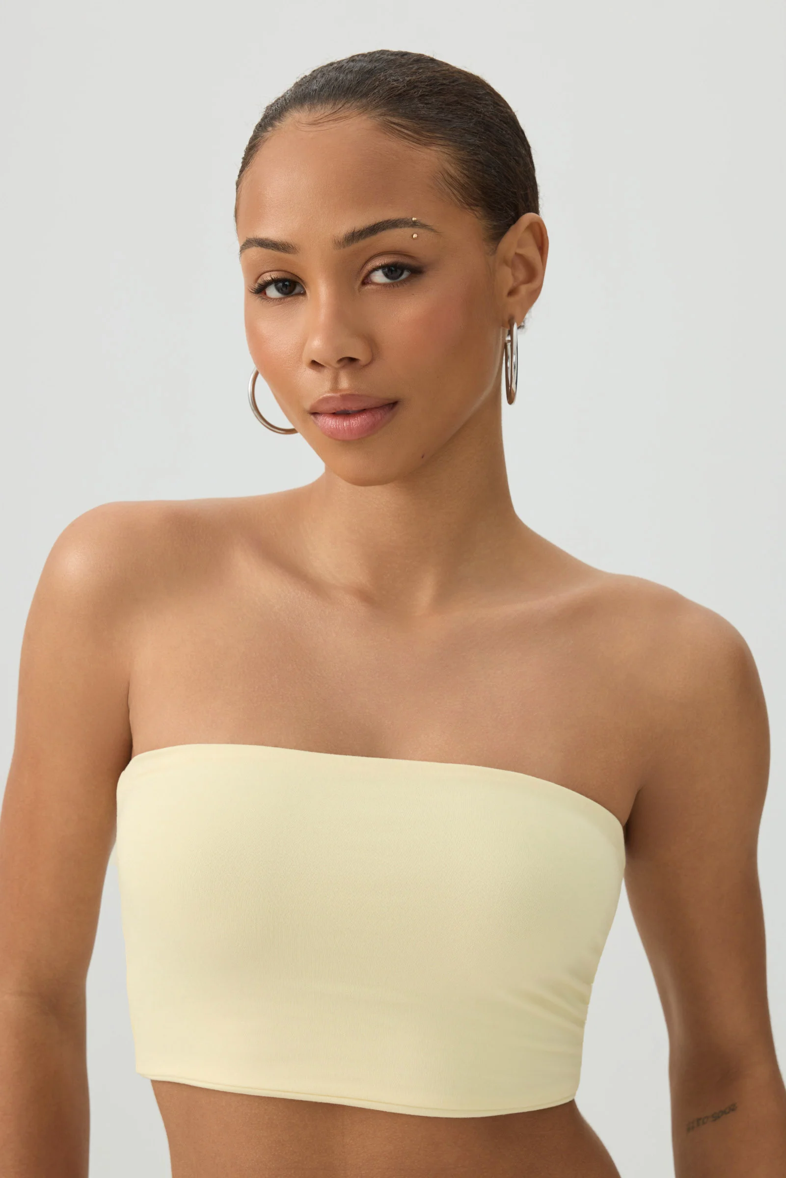 Basic Ultra Cropped Tube Top - Image 2