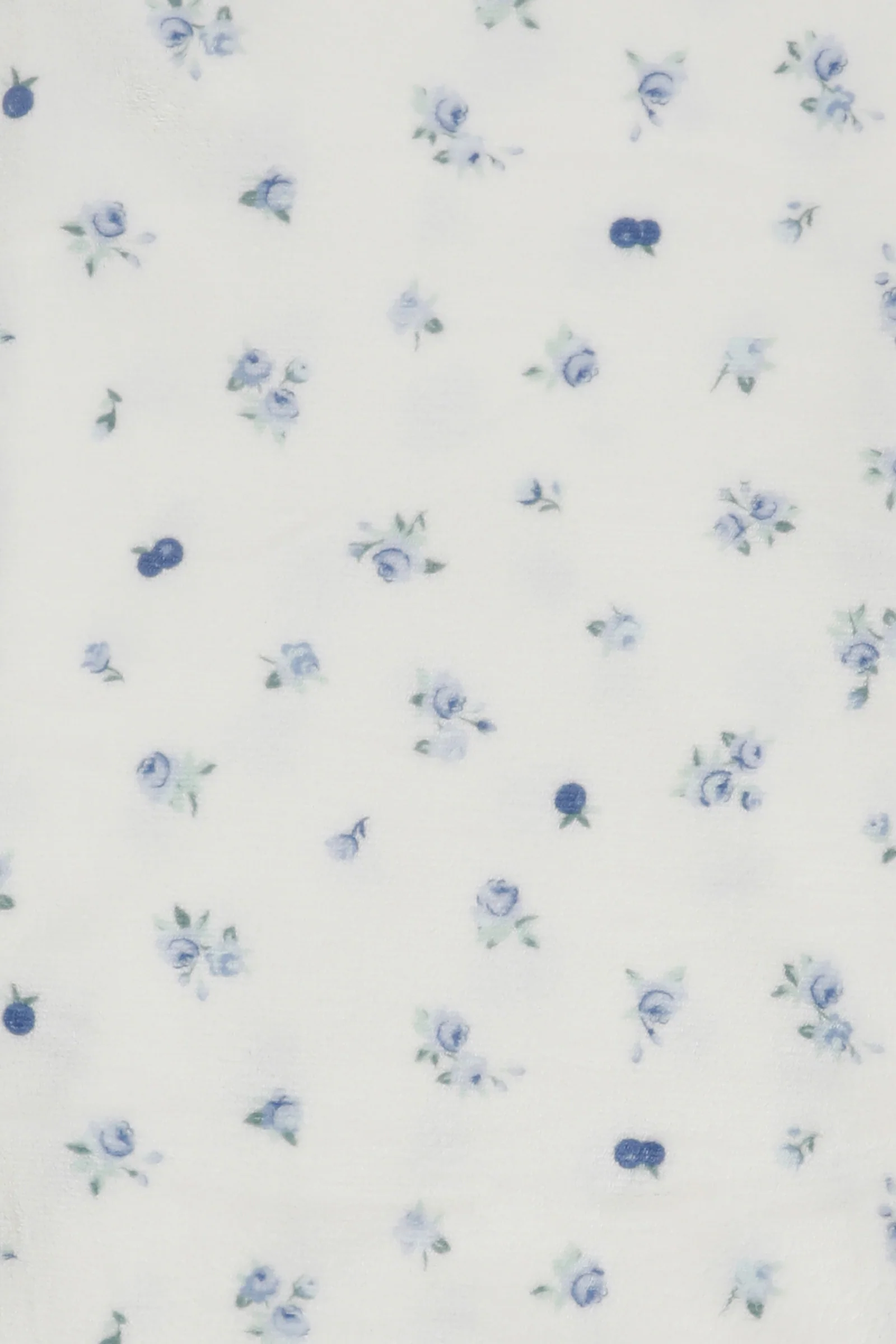 Blueberry Floral Throw Blanket - Image 3