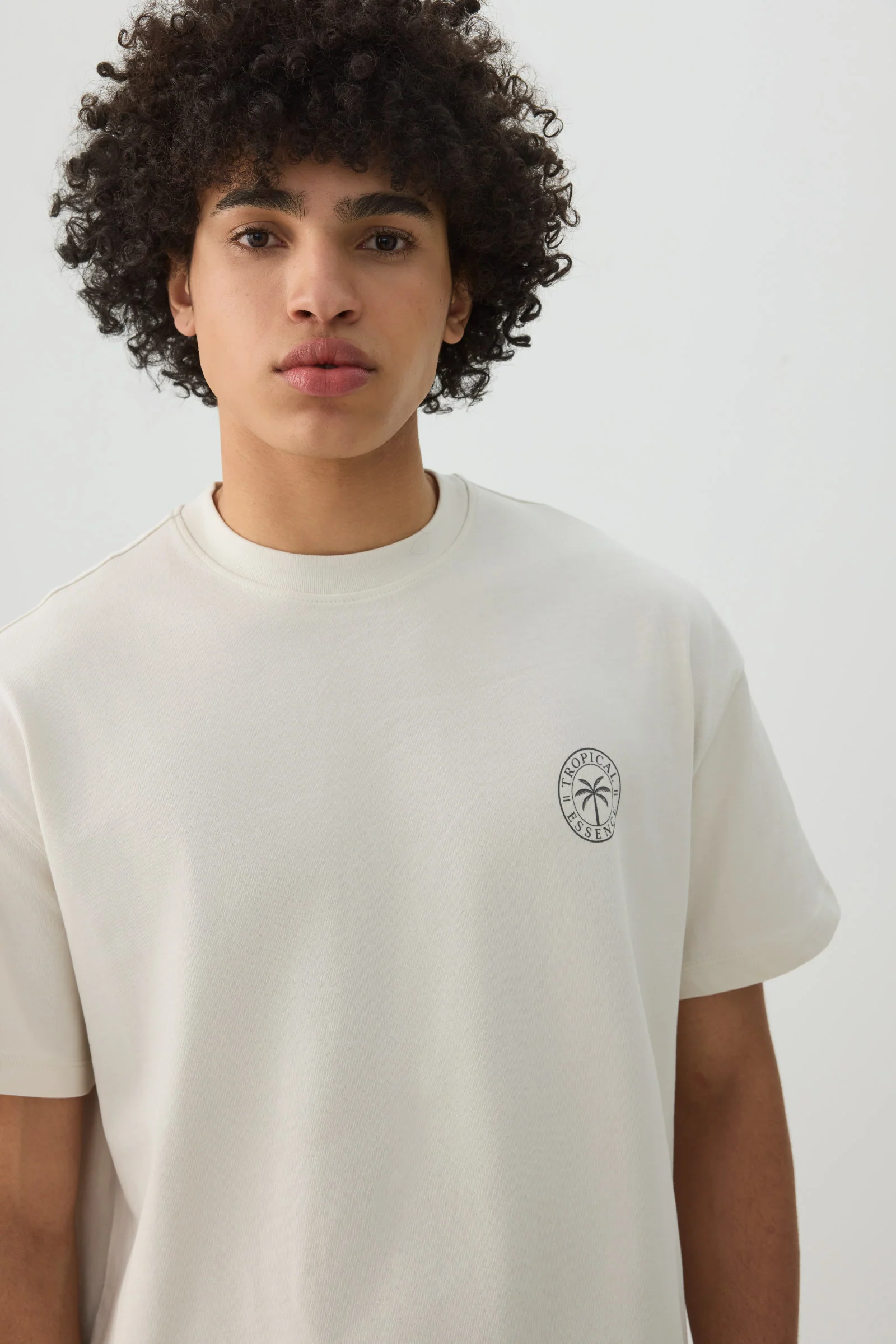 Boxy Graphic Crew Neck T-Shirt - Image 2