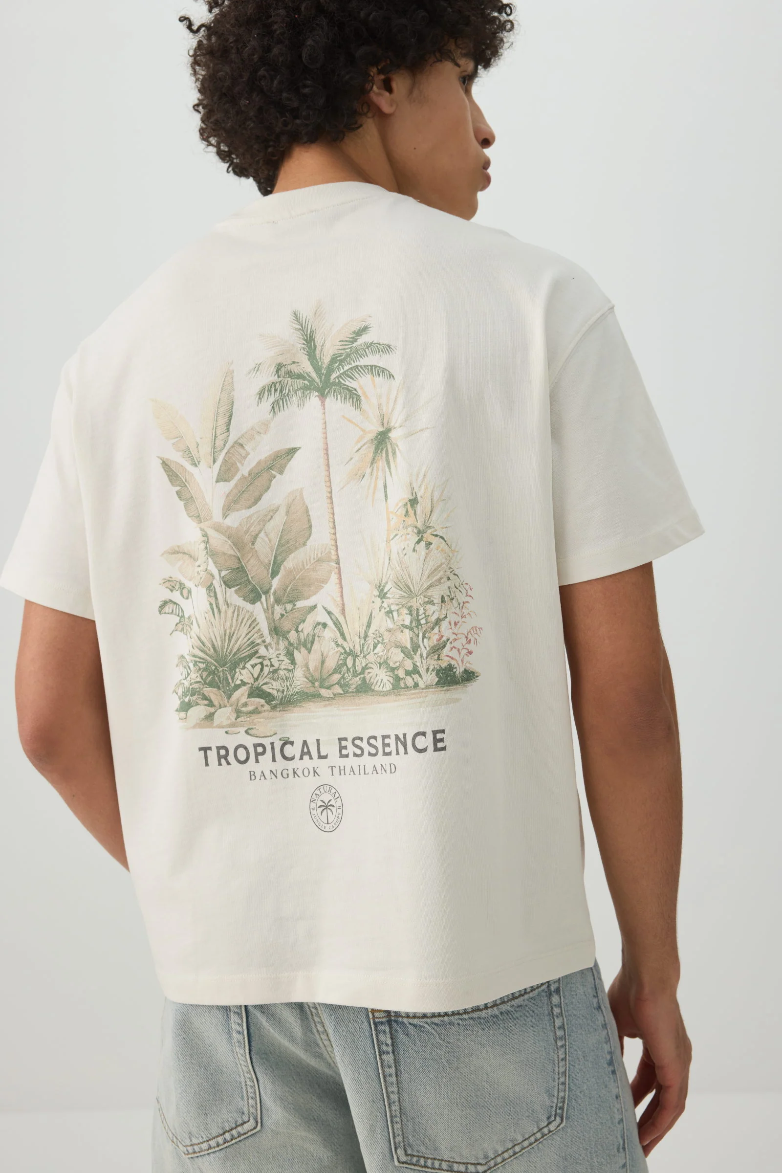 Boxy Graphic Crew Neck T-Shirt - Image 4
