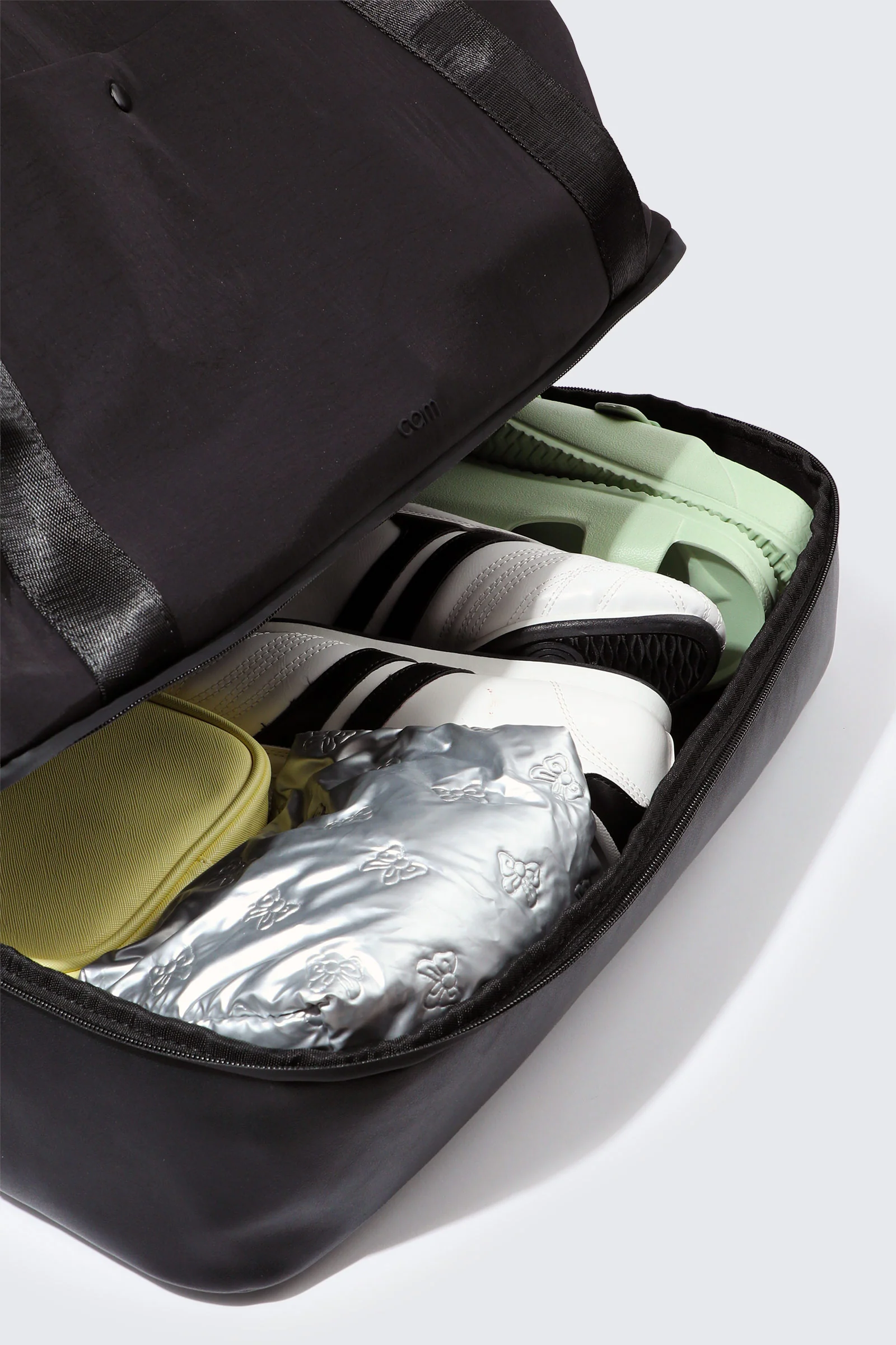 camactive™ Travel Bag - Image 4