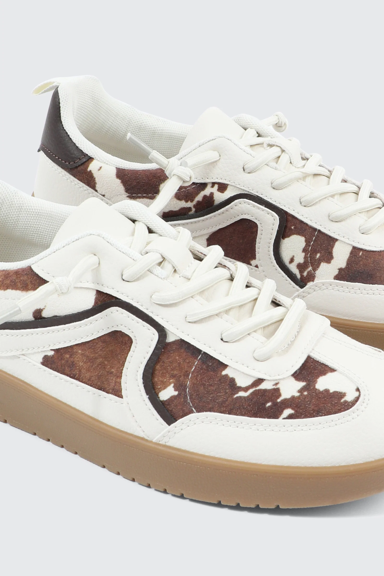 Contrast Sneakers - Image 5