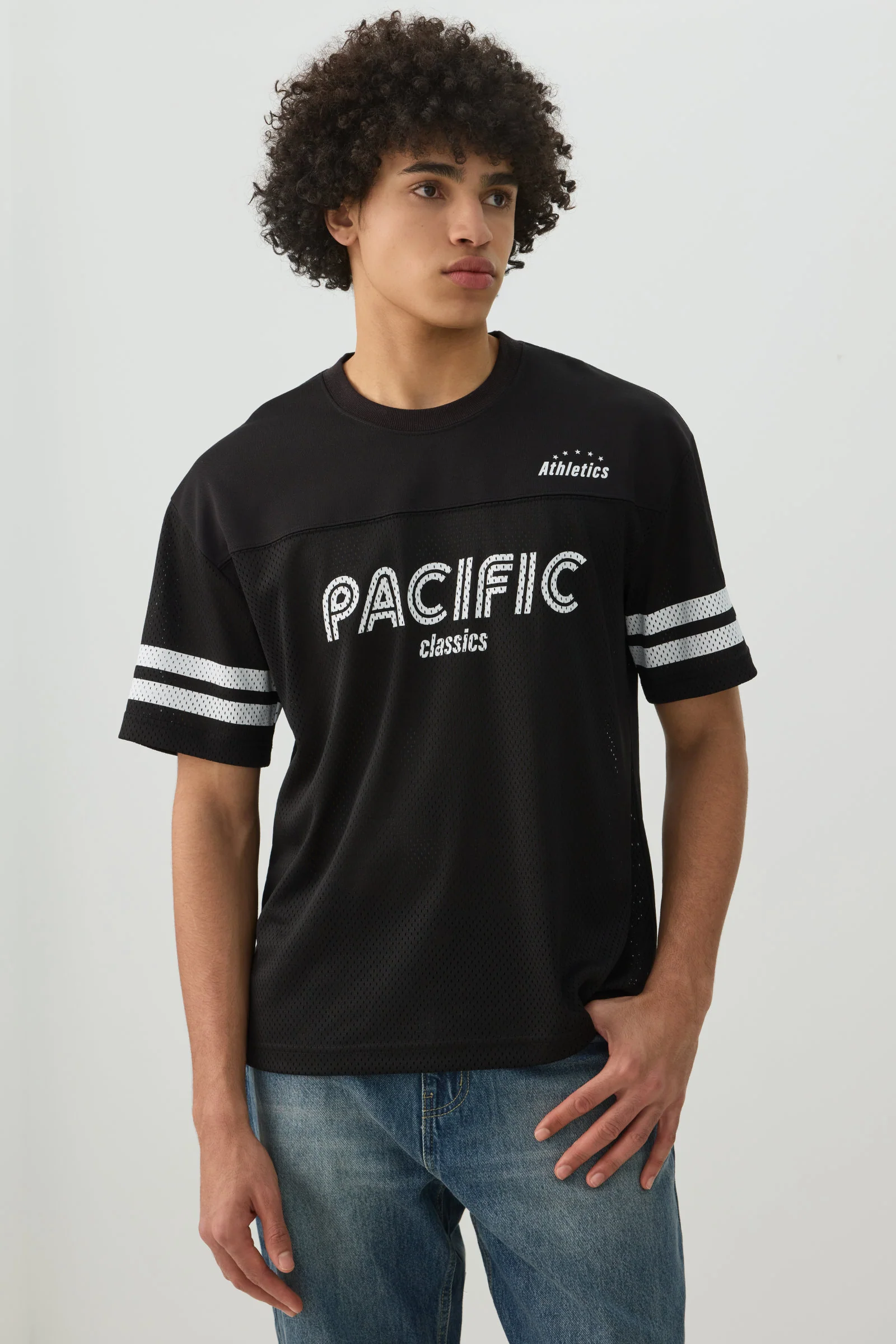 Crew Neck Mesh Sport Top - Image 2