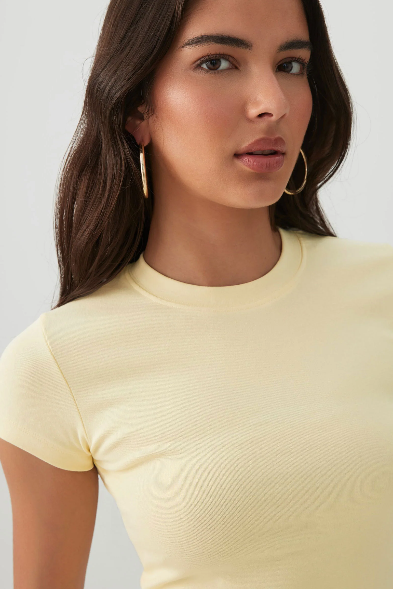 Cropped Ribbed Crew Neck T-Shirt - Image 3