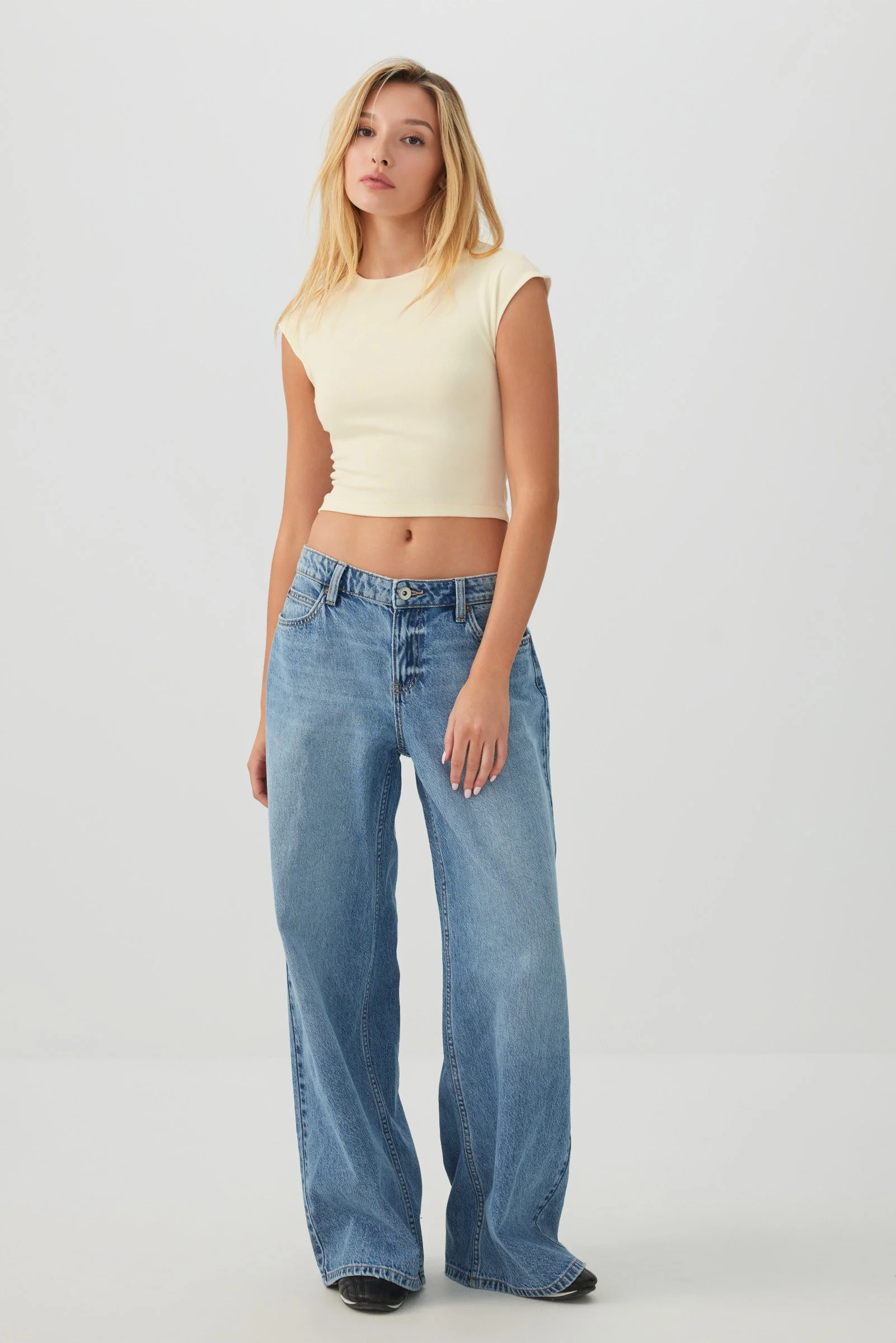 Cropped Ribbed Crew T-Shirt - Image 2