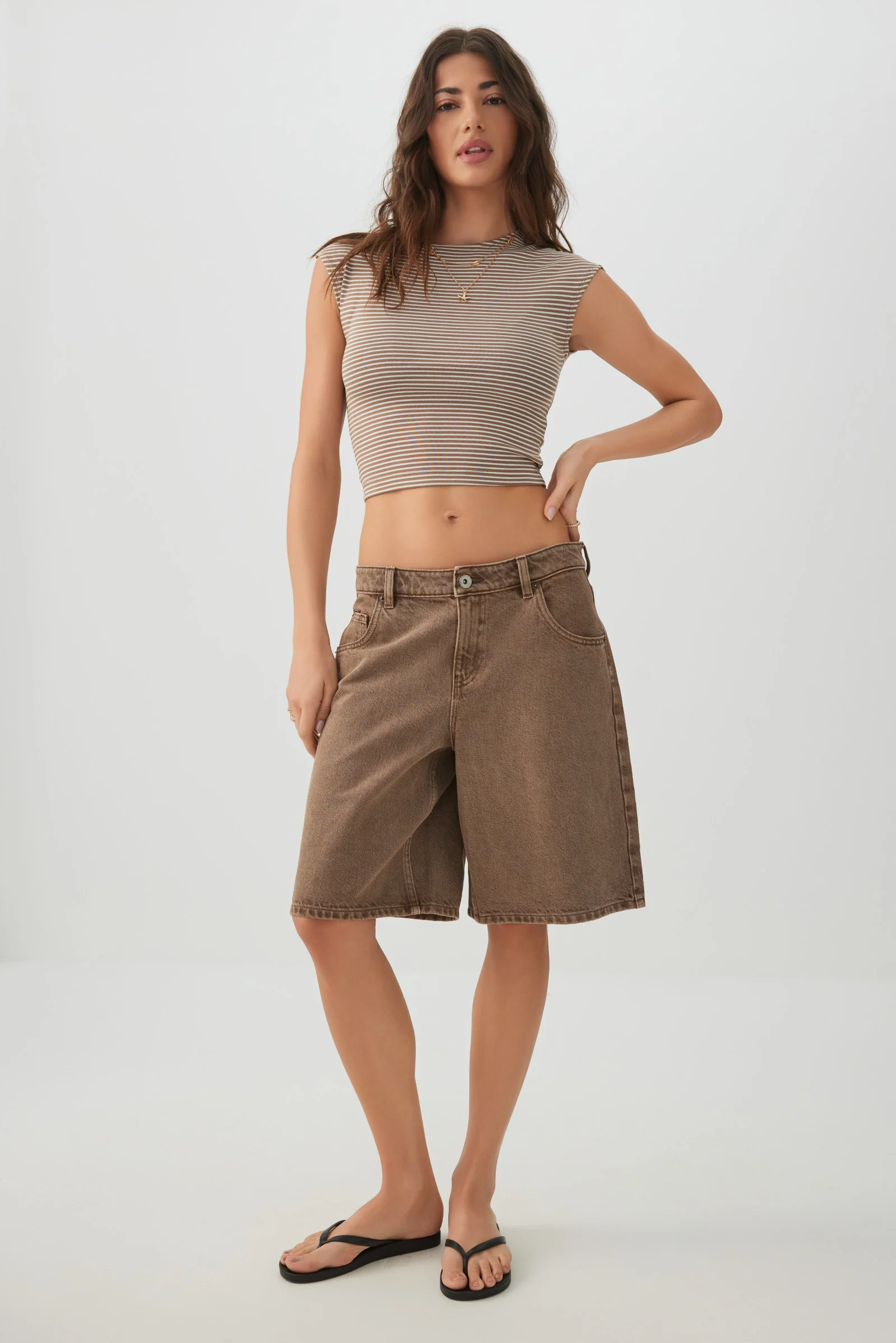 Cropped Ribbed Crew T-Shirt - Image 2