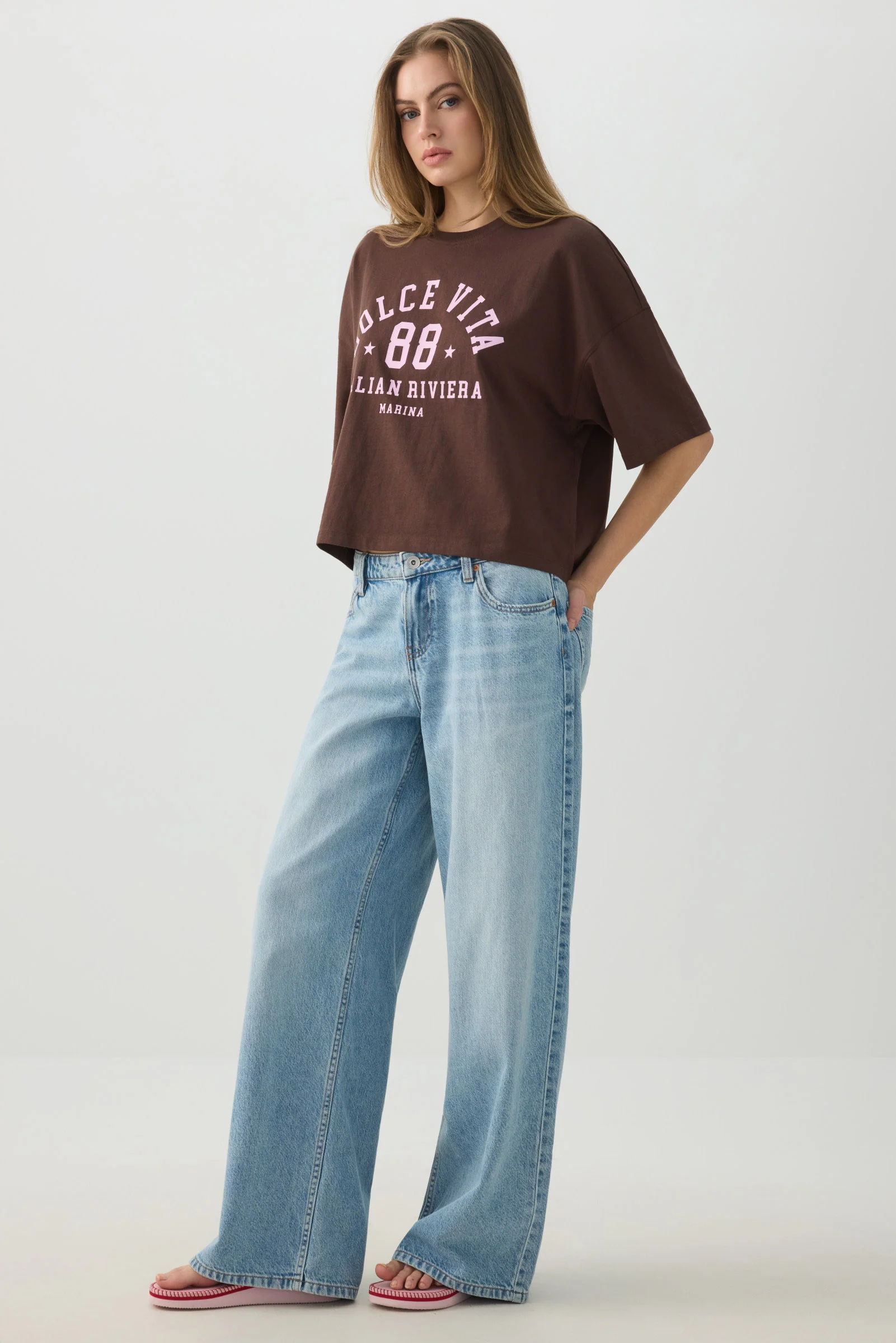 Dropped Shoulder Graphic T Shirt - Image 3