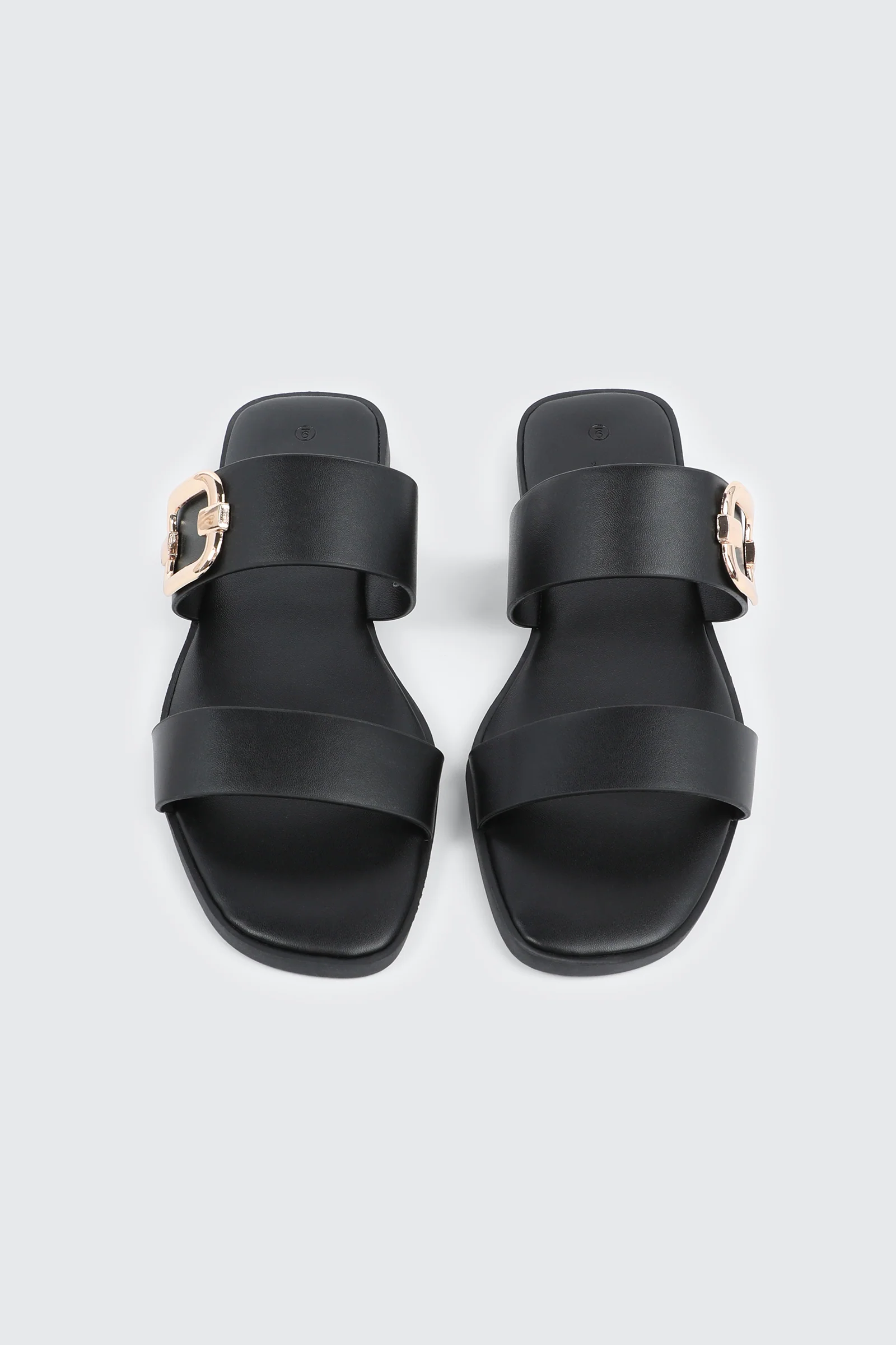 Flat Sandals with Chunky Buckle Detail - Image 4