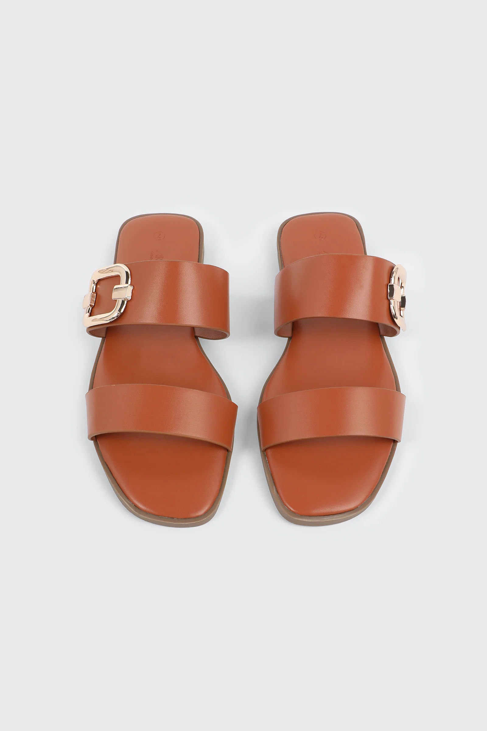 Flat Sandals with Chunky Buckle Detail - Image 4