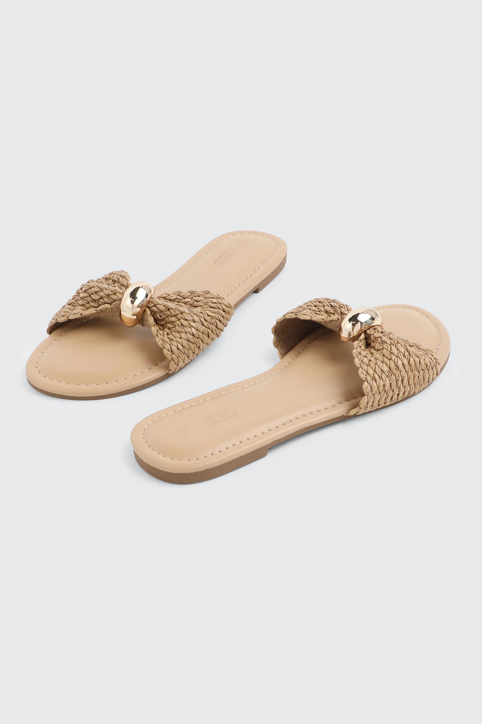 Flat Sandals with Gold Ornament - Image 3