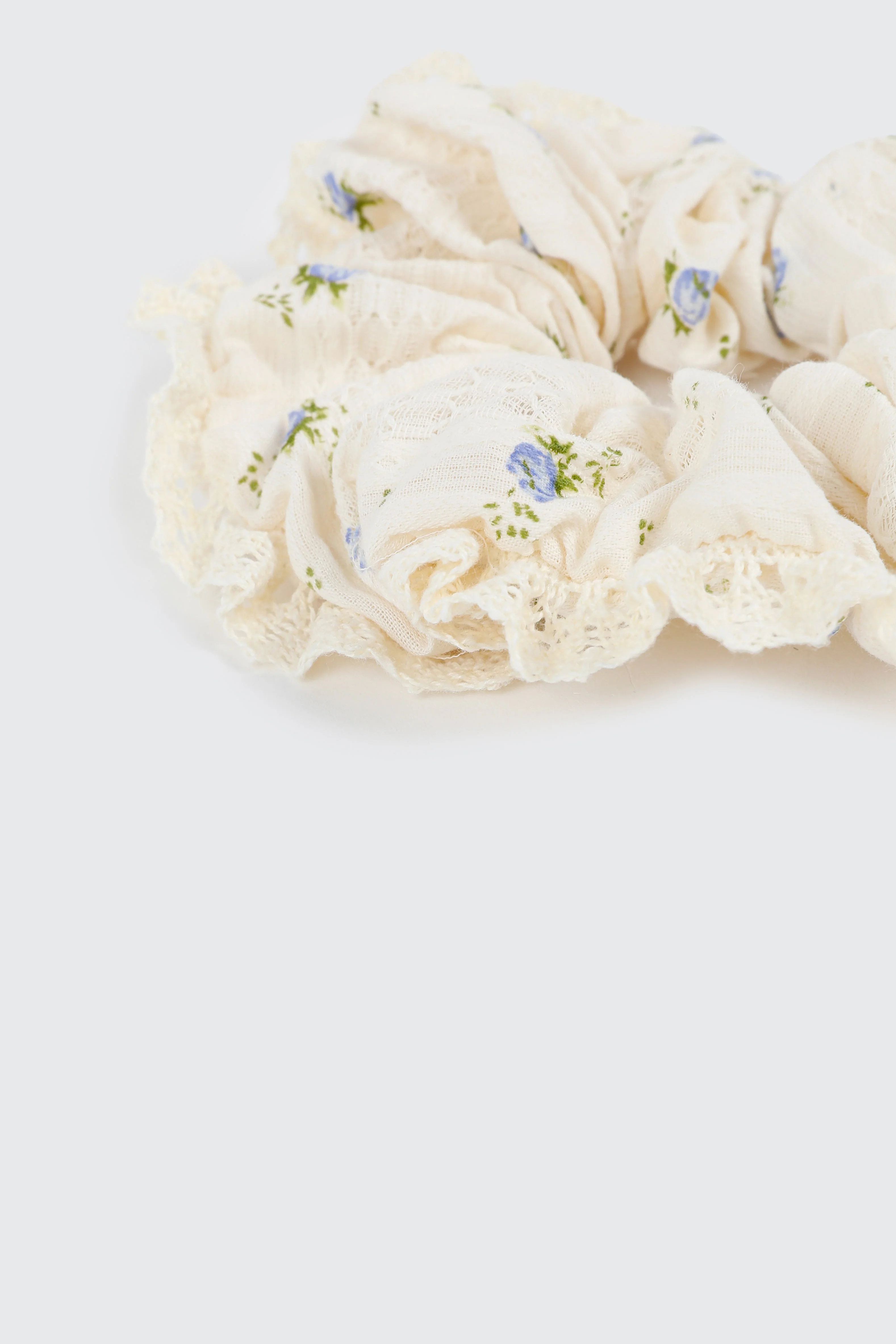 Floral Lace Scrunchie - Image 2