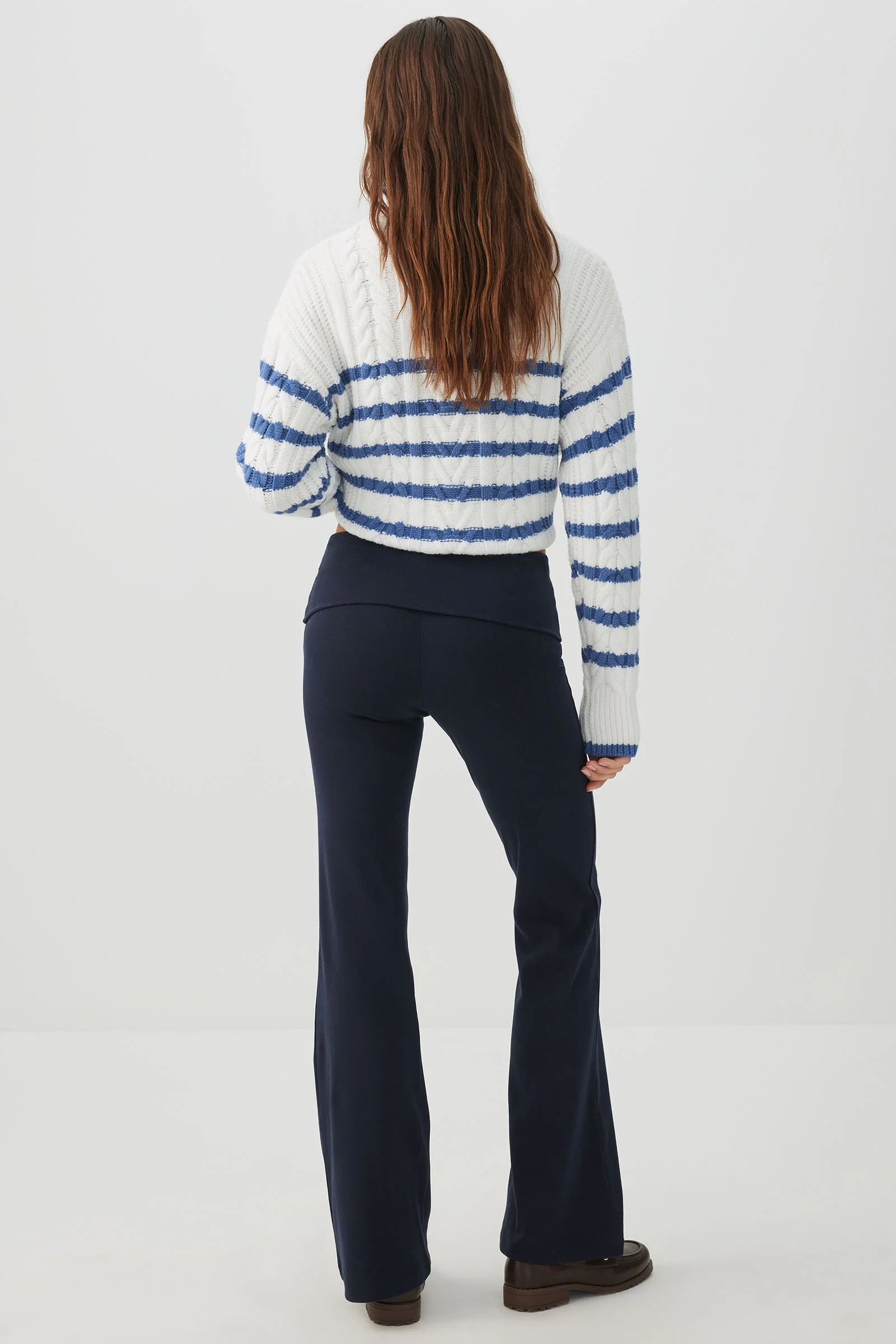 Foldover Flare Leg Leggings - Image 4