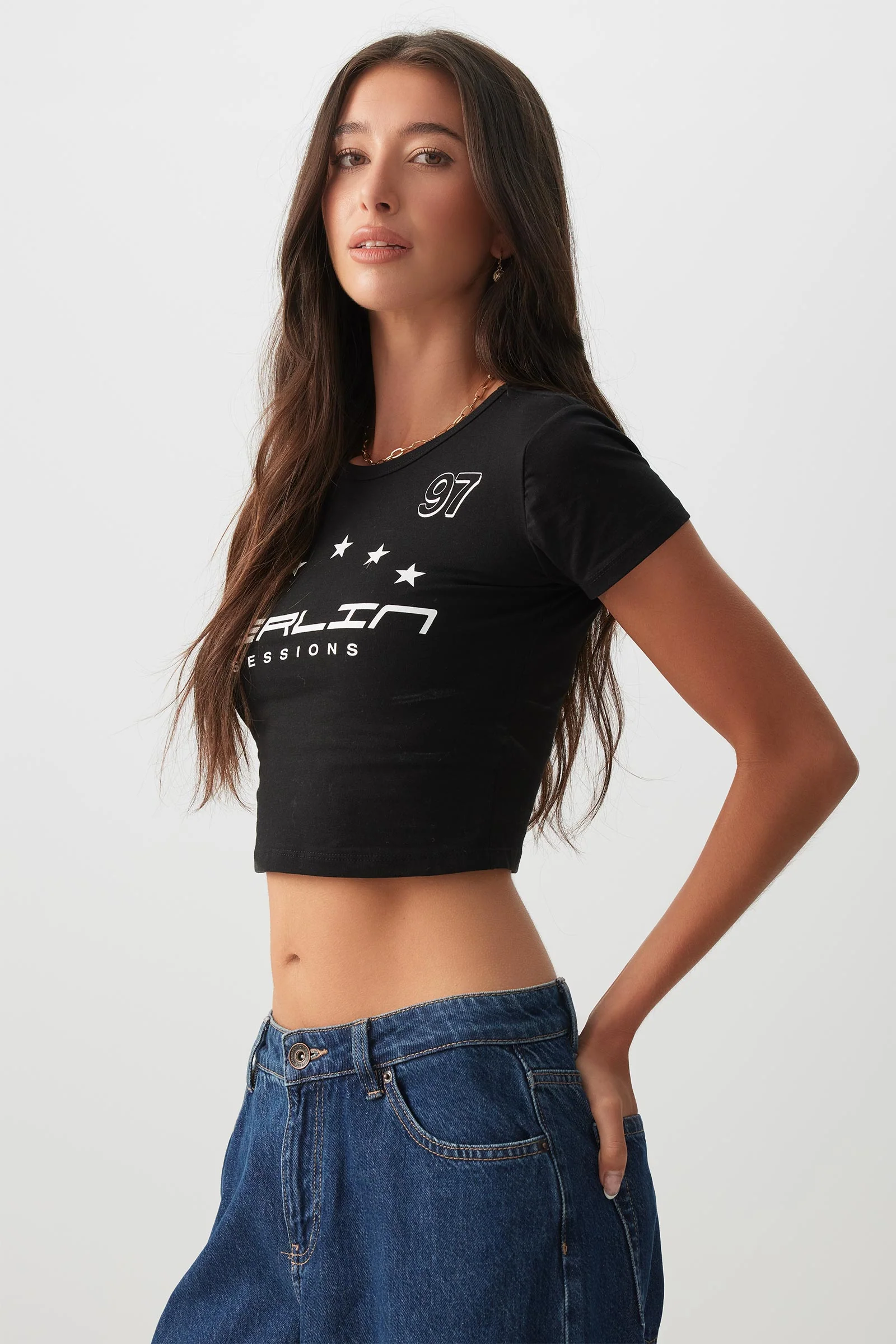 Graphic Ultra Crop T-Shirt - Image 3