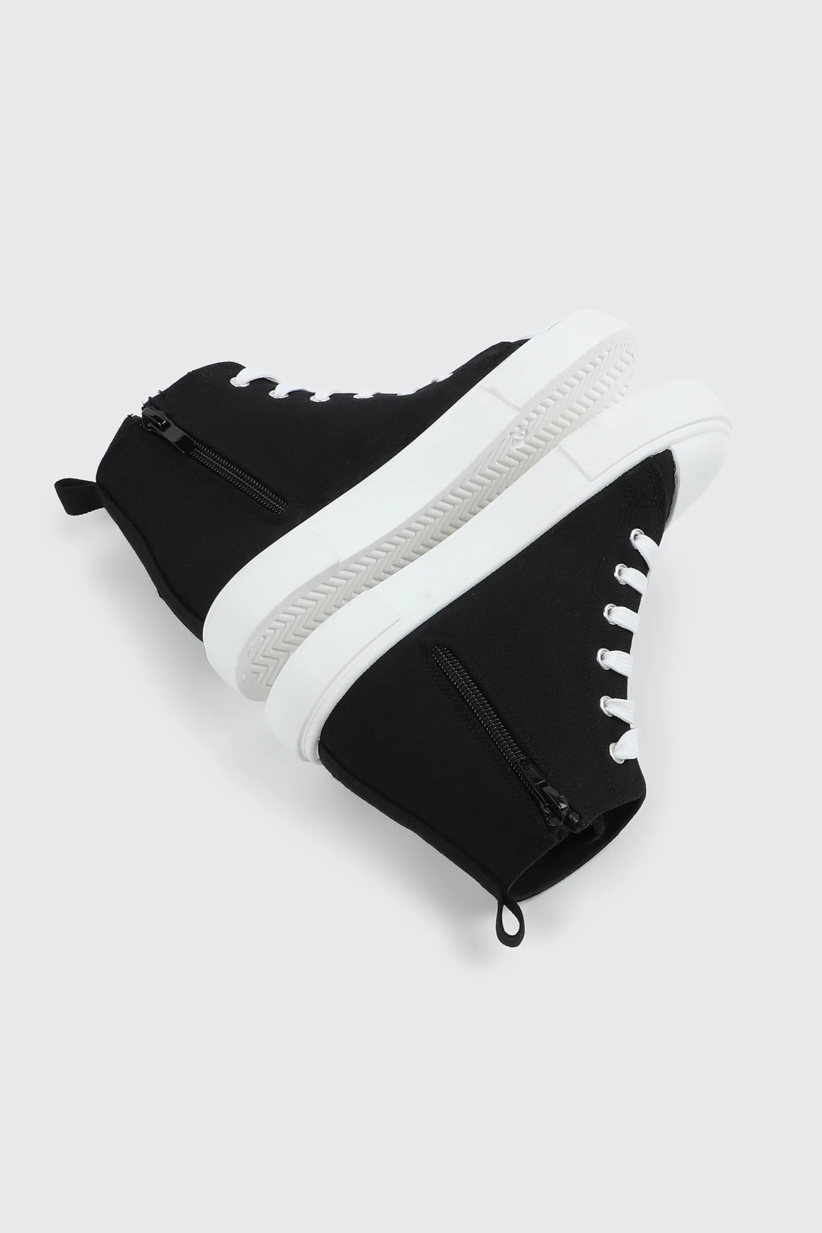 High Top Sneakers with Embroideries - Image 3