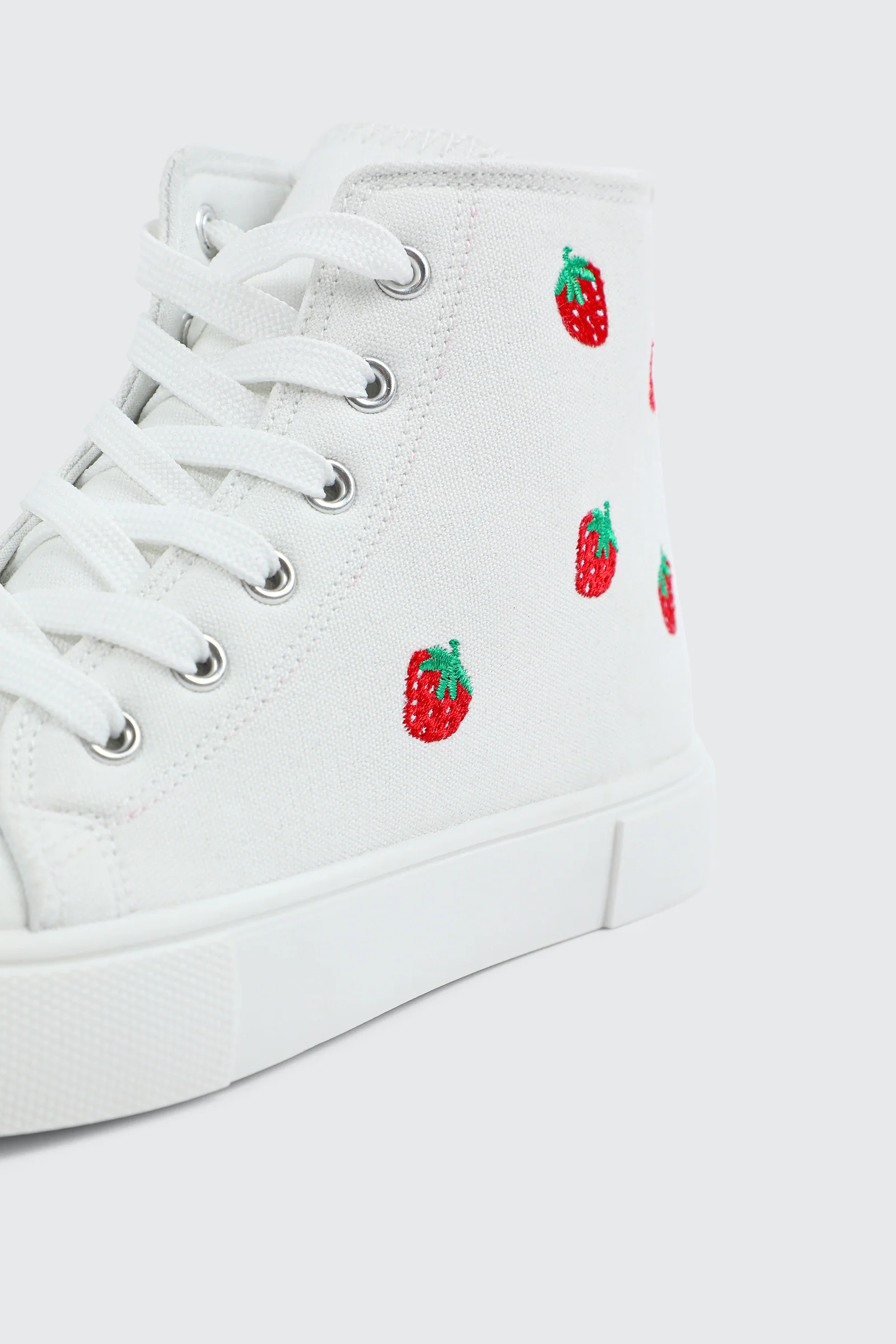 High Top Sneakers with Embroideries - Image 4