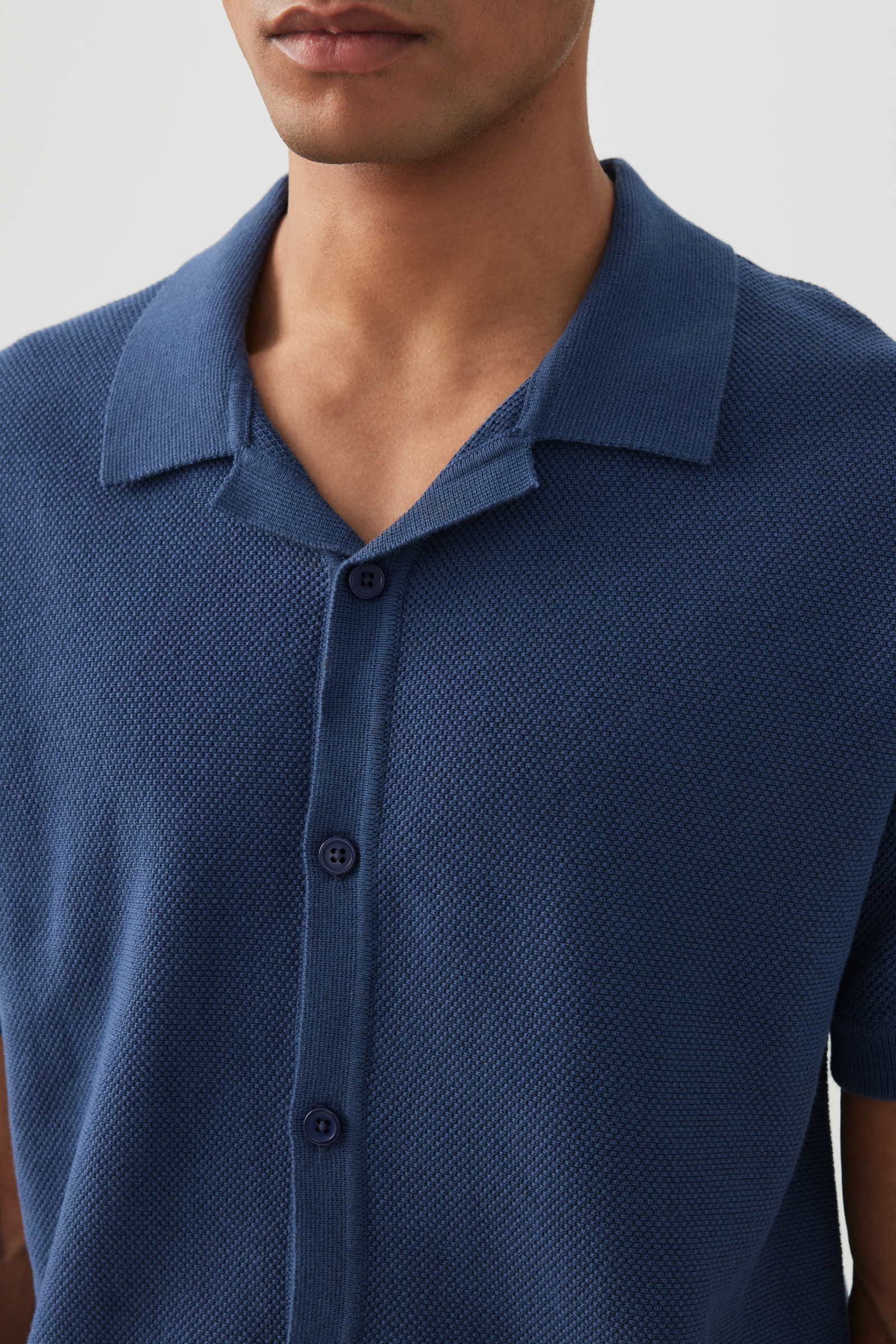 Johnny Collar Short Sleeve Sweater - Image 3