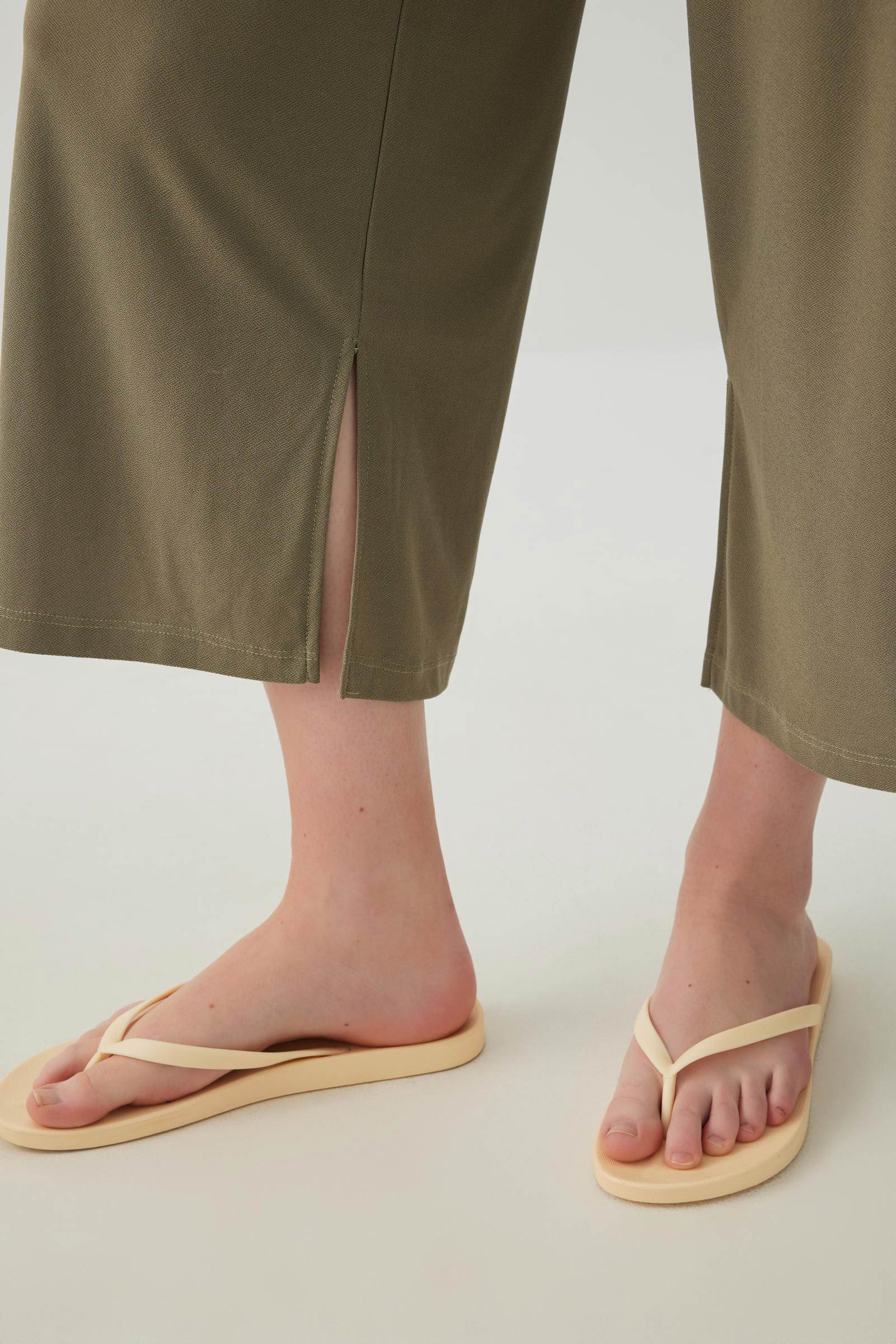 Knit Crepe Culottes - Image 3