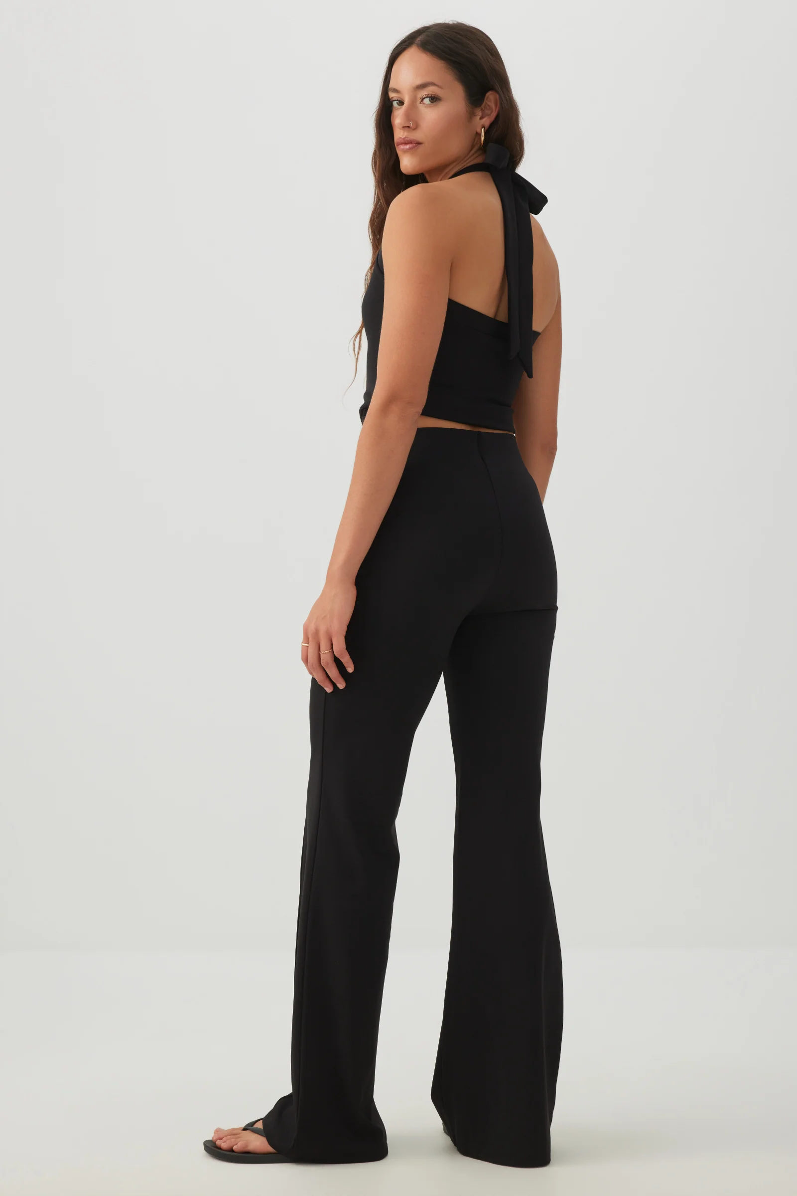Knit Flare Leggings with Pintuck - Image 4