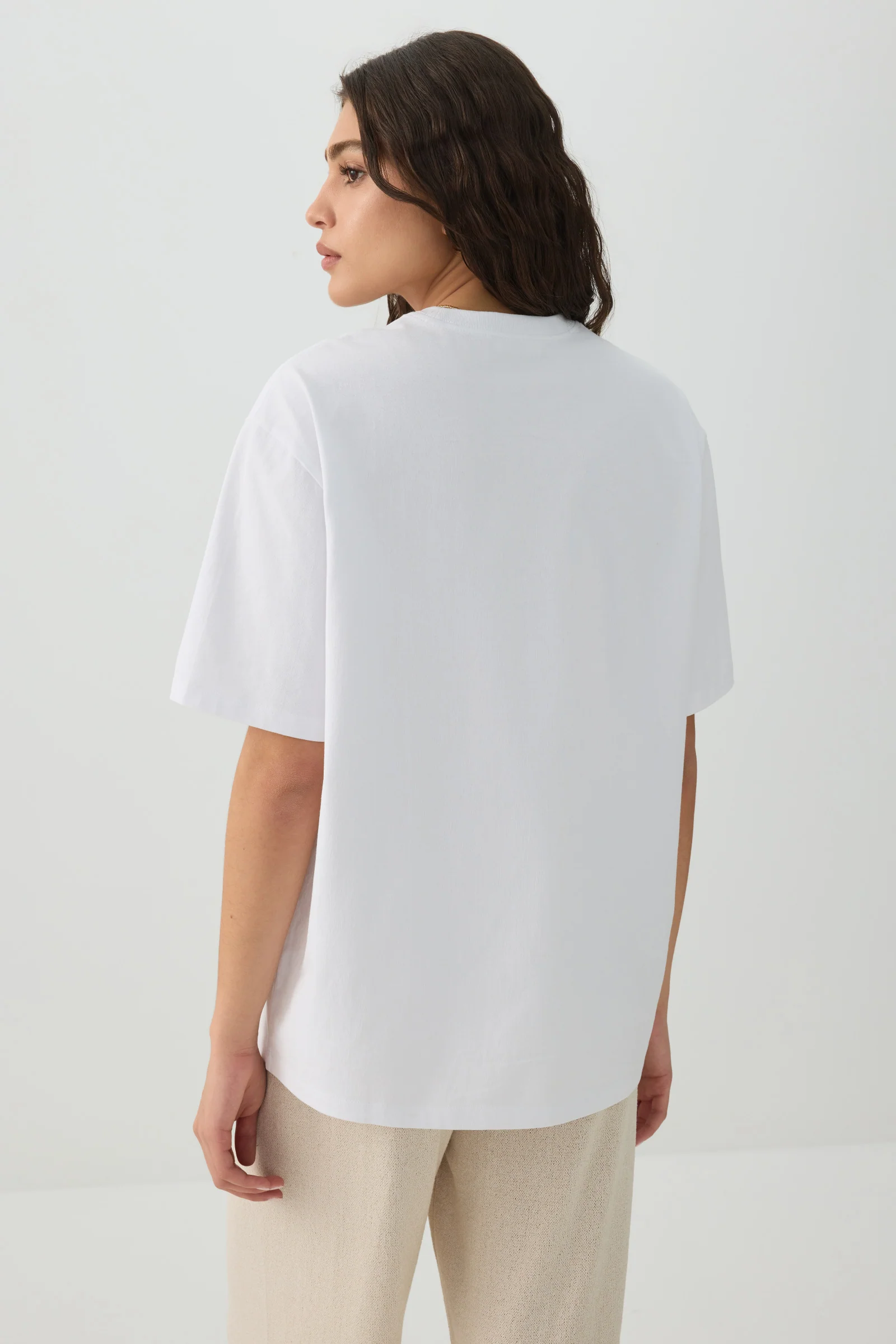 Longline Oversized Graphic T-Shirt - Image 4