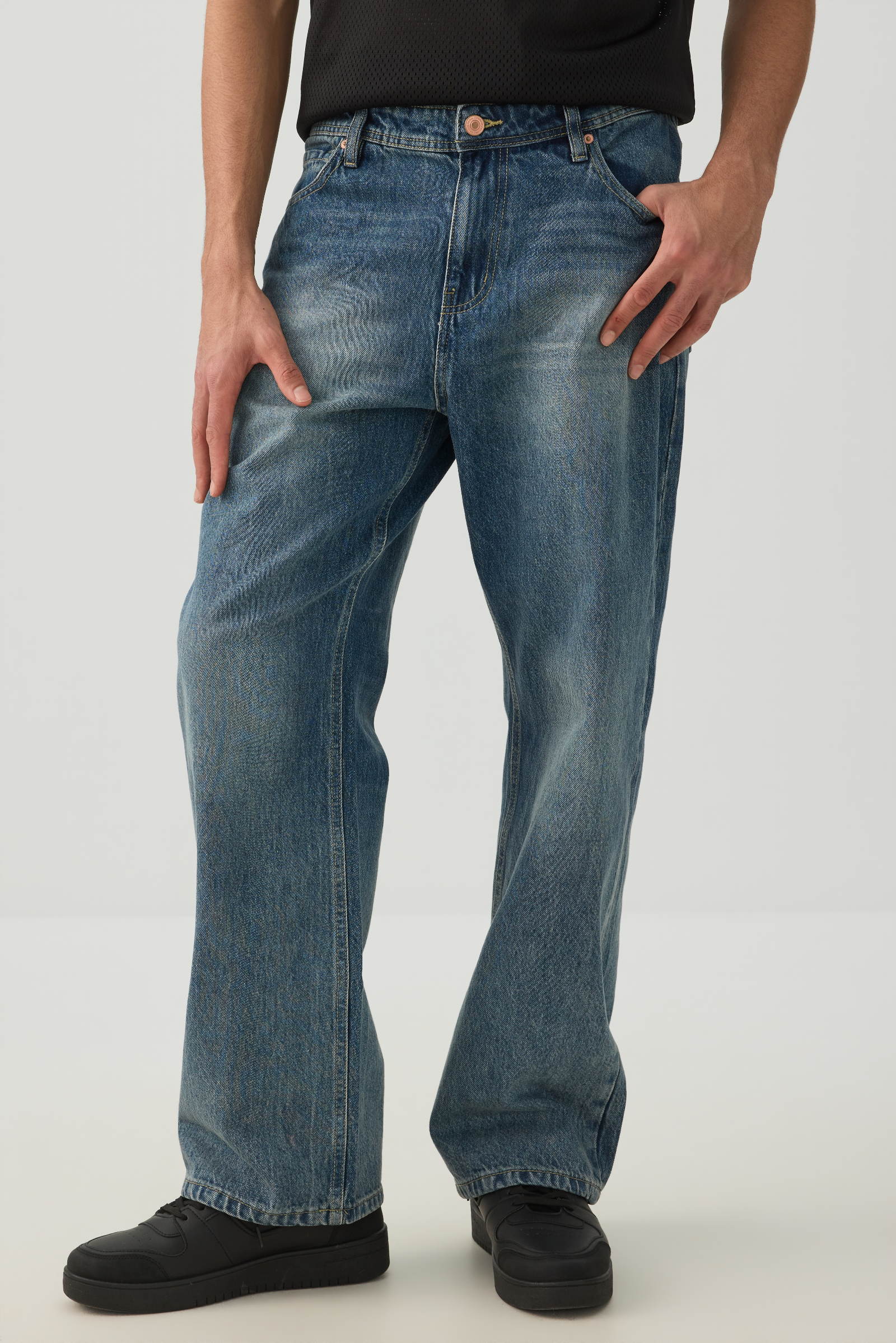 Loose Fit Jean - Image 3