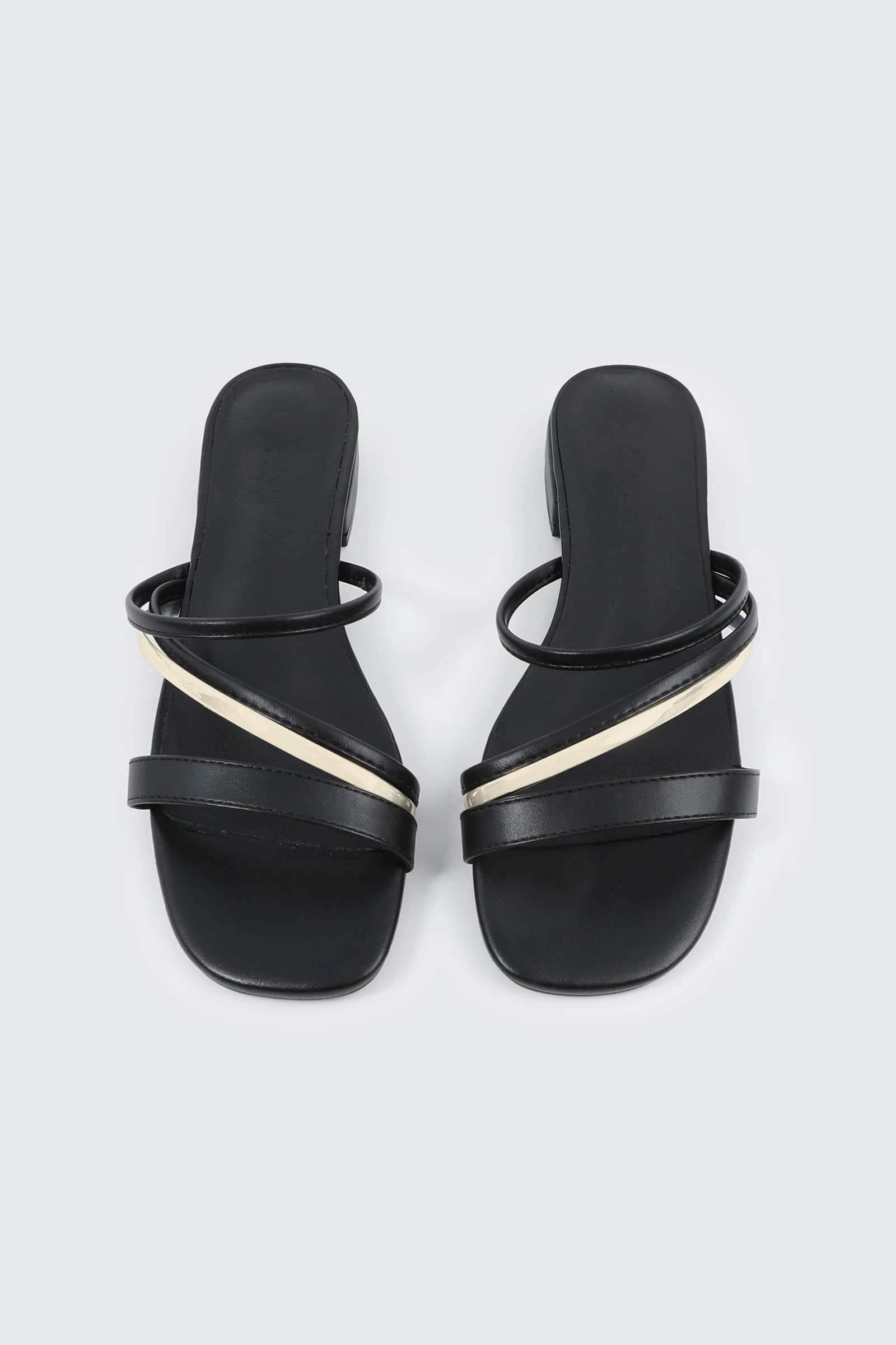 Low Heel Strappy Sandals - Image 4
