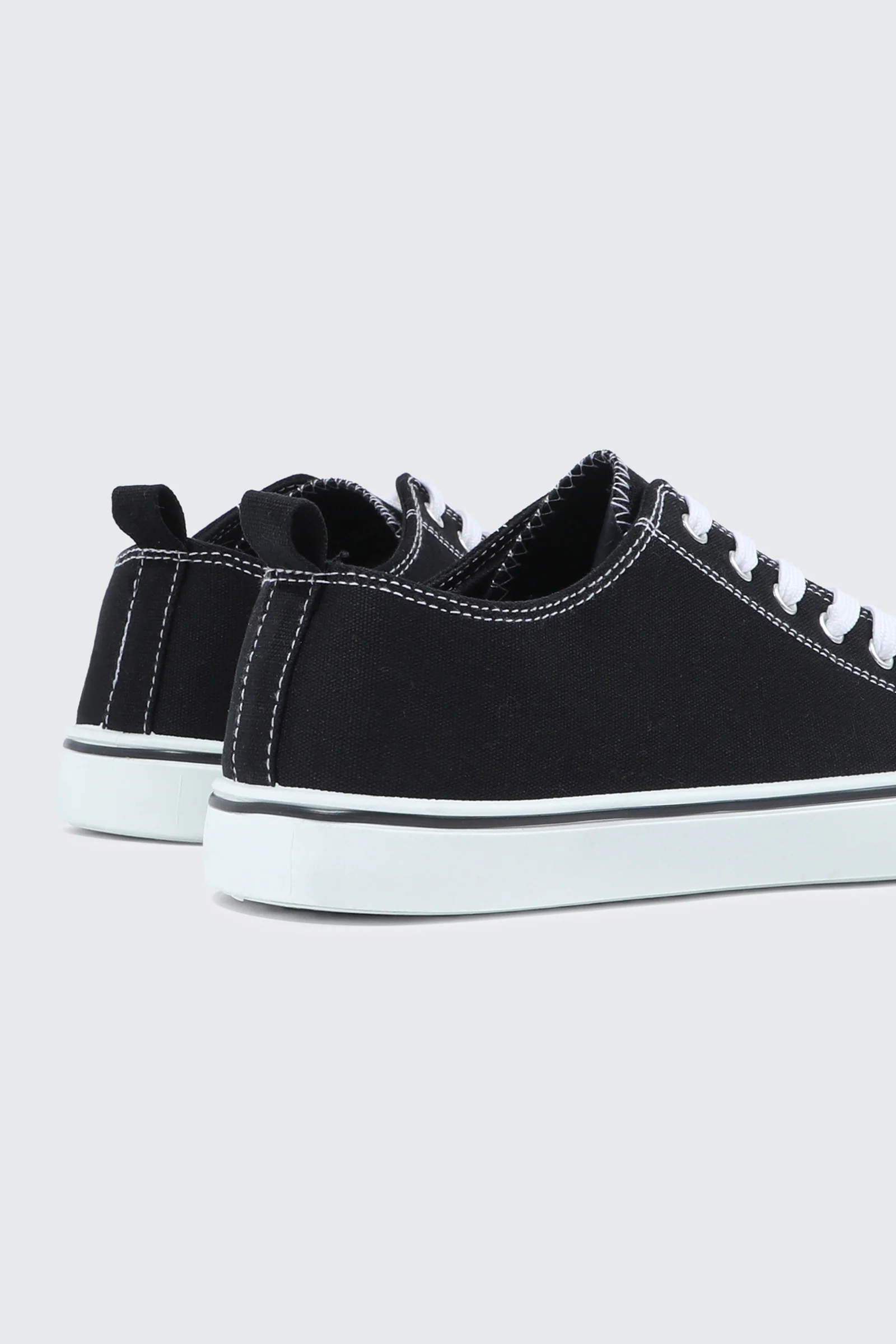 Low Top Canvas Sneakers - Image 3