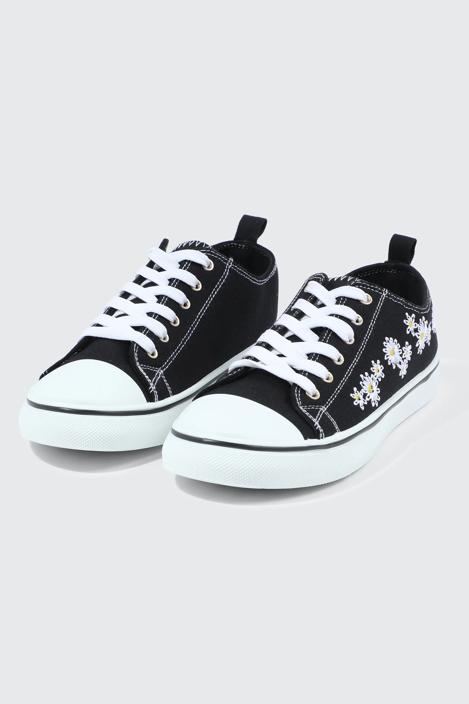 Low Top Canvas Sneakers - Image 2