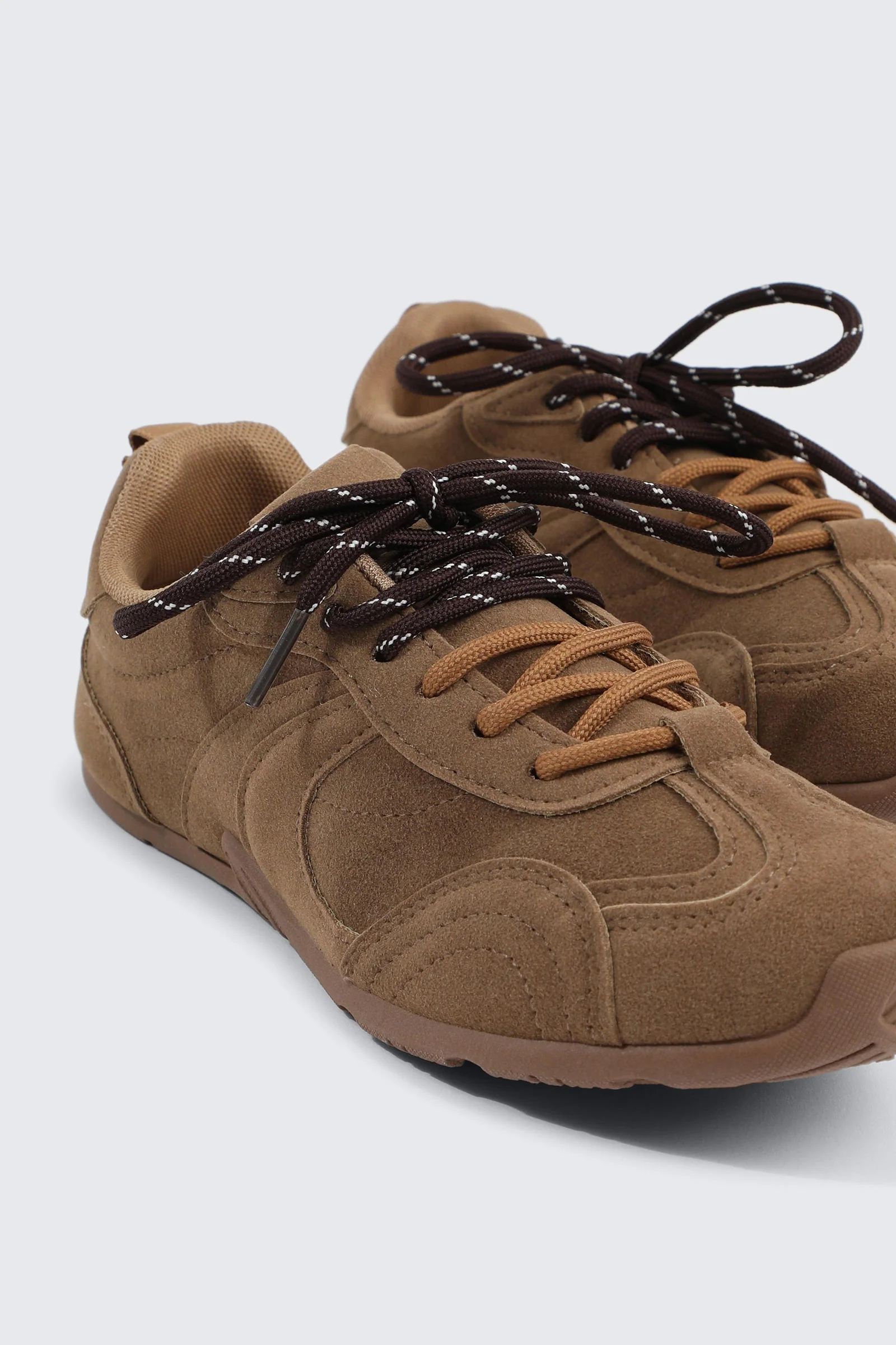 Low Top Lace Up Sneakers - Image 5