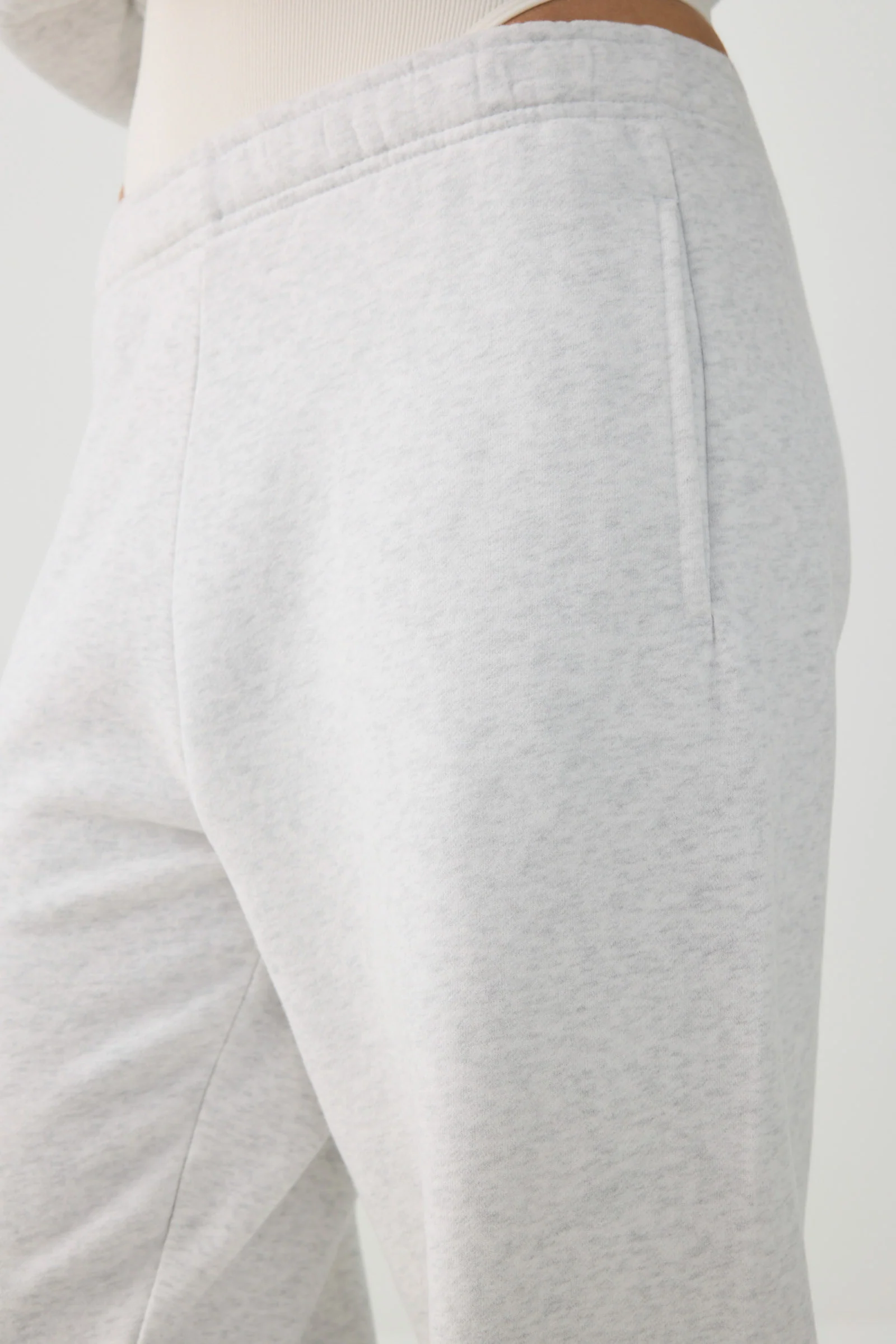 MADESOFT™ Fleece Baggy Sweatpants - Image 2