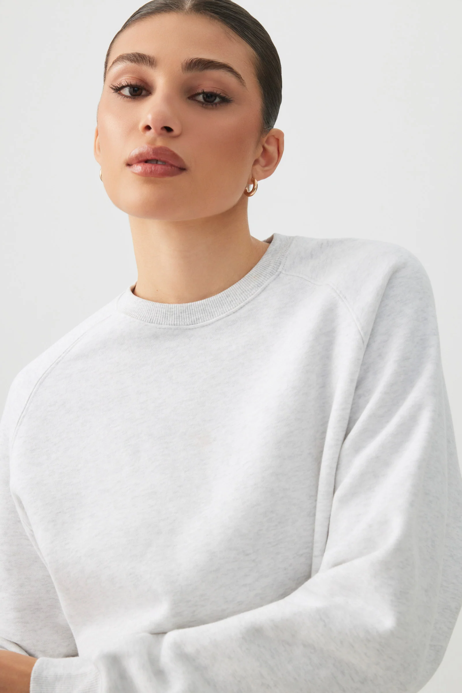 MADESOFT™ Fleece Raglan Crew Neck Sweatshirt