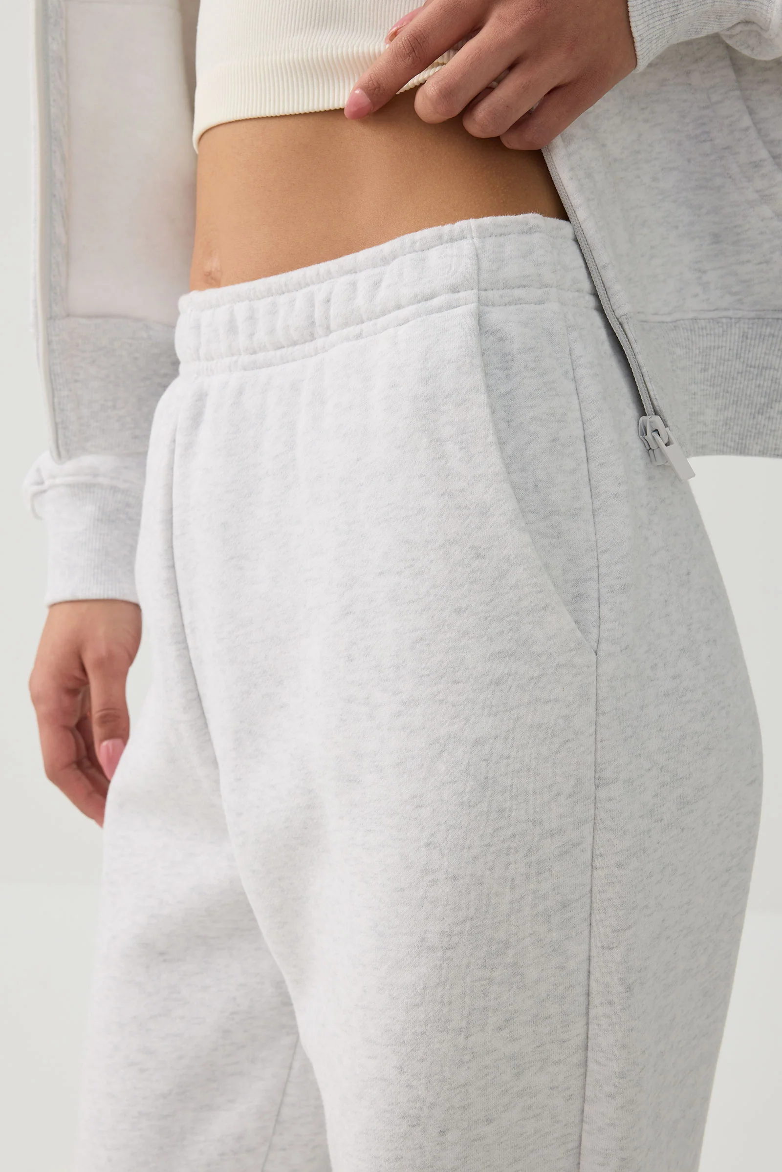 MADESOFT™ Fleece Straight Leg Sweatpants - Image 3