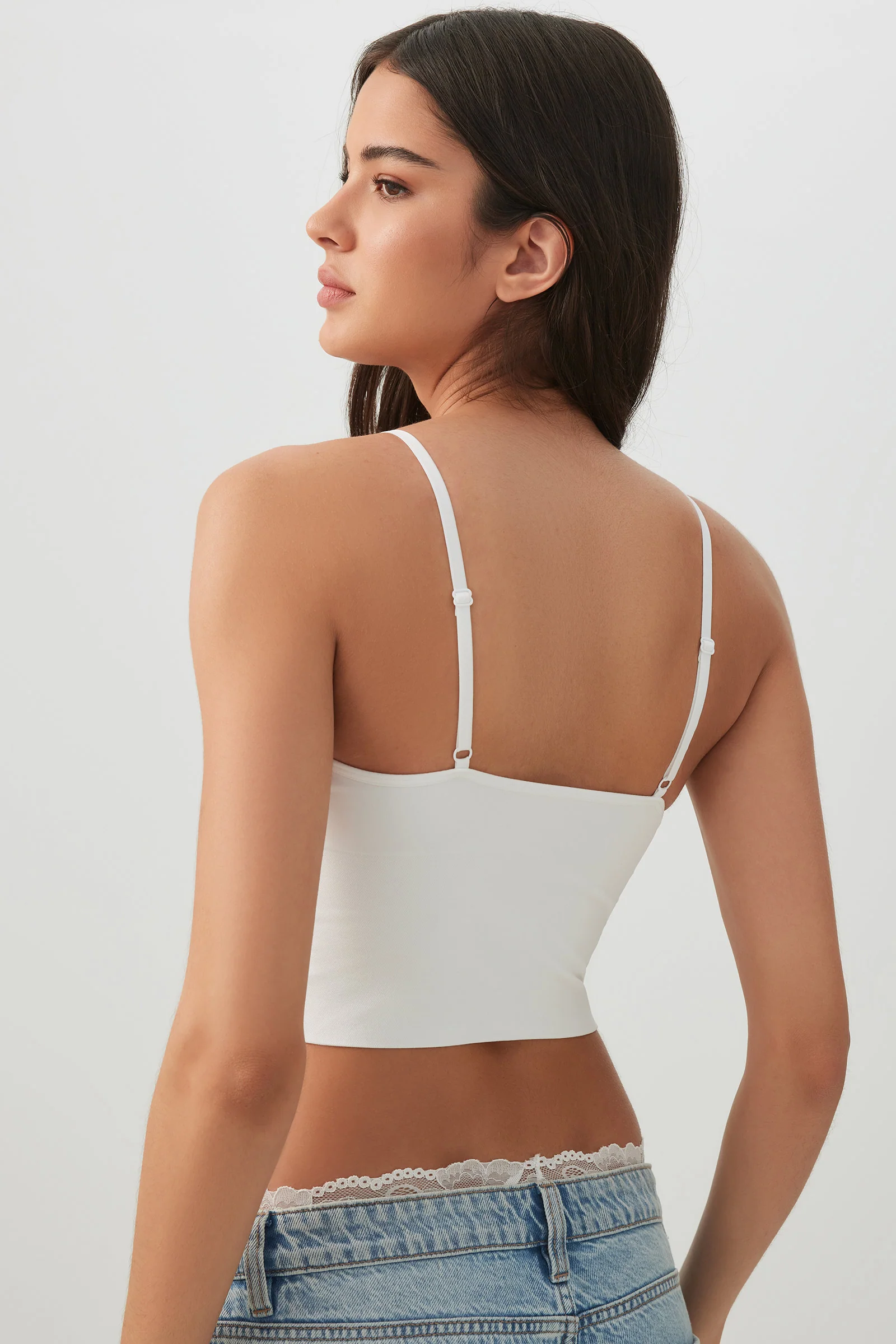 MADESOFT™ Seamless Tank Top with Removable Cups - Image 4