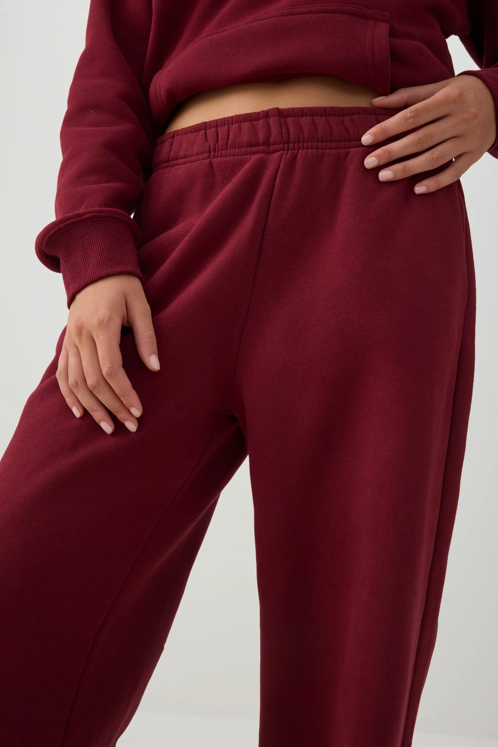 MADESOFT™ Fleece Straight Leg Sweatpants - Image 3