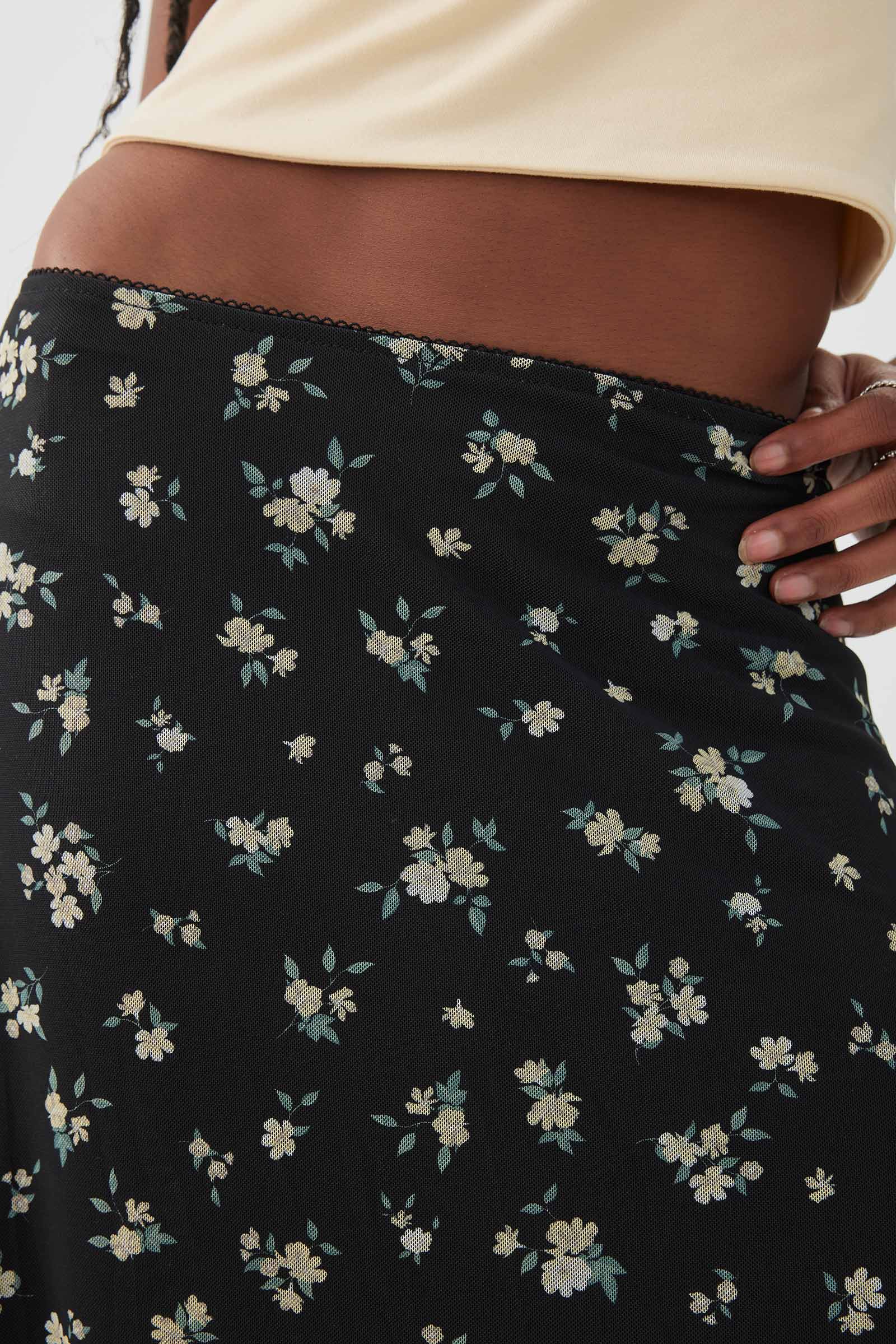 Mesh Midi Skirt - Image 3