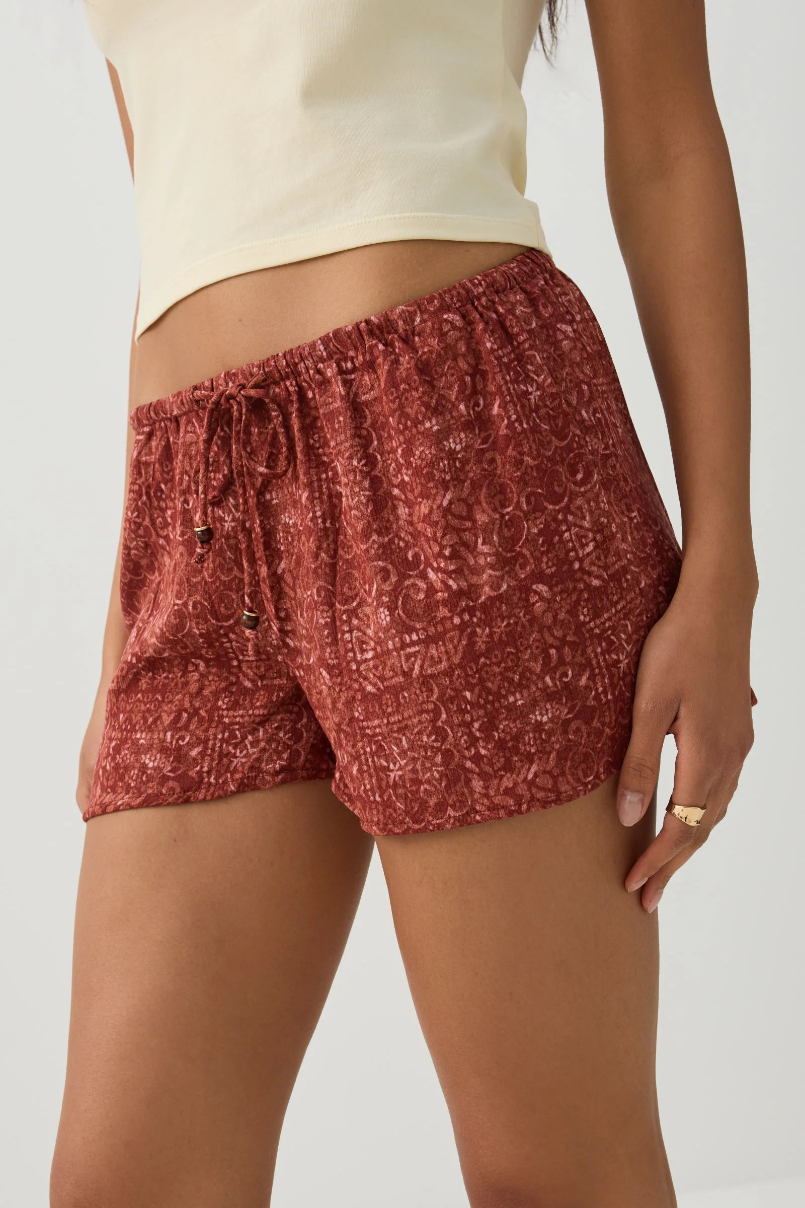 Mid Rise Crinkle Midi Inseam Shorts - Image 3