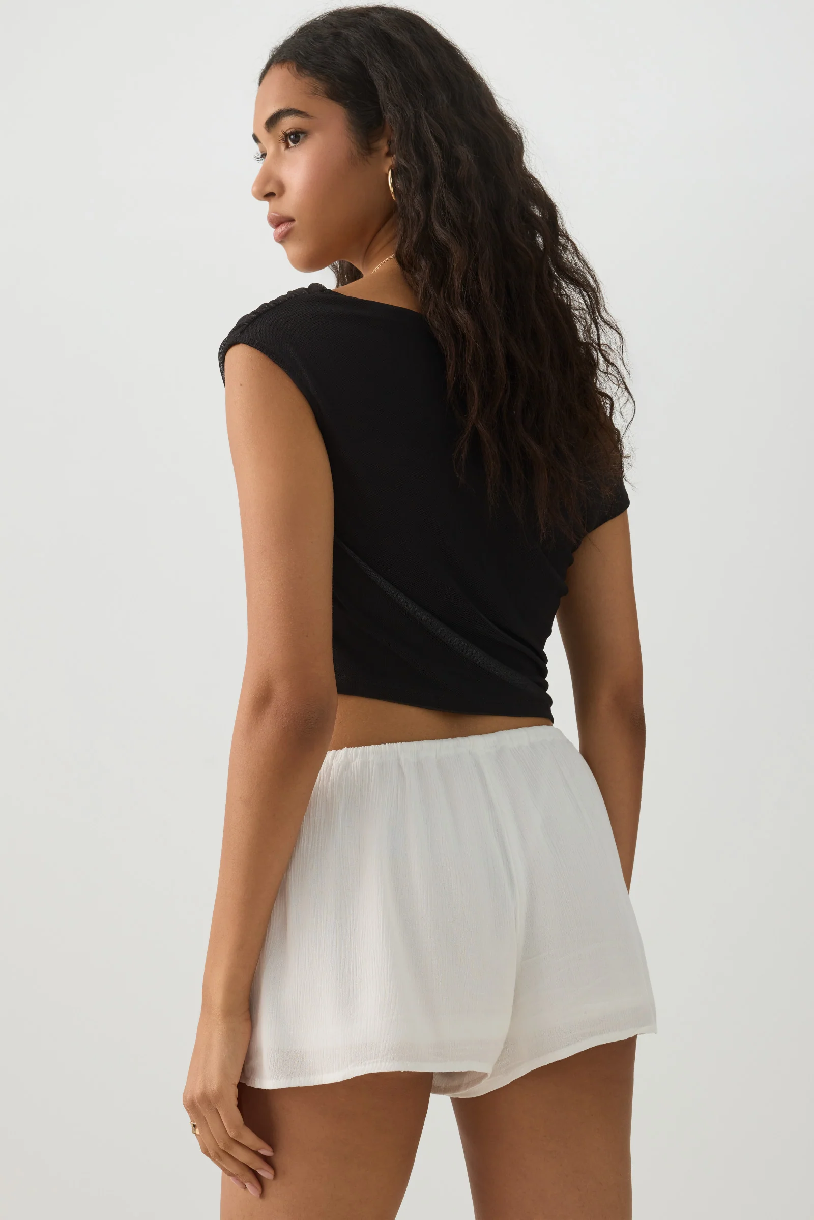 Mid Rise Crinkle Midi Inseam Shorts - Image 5