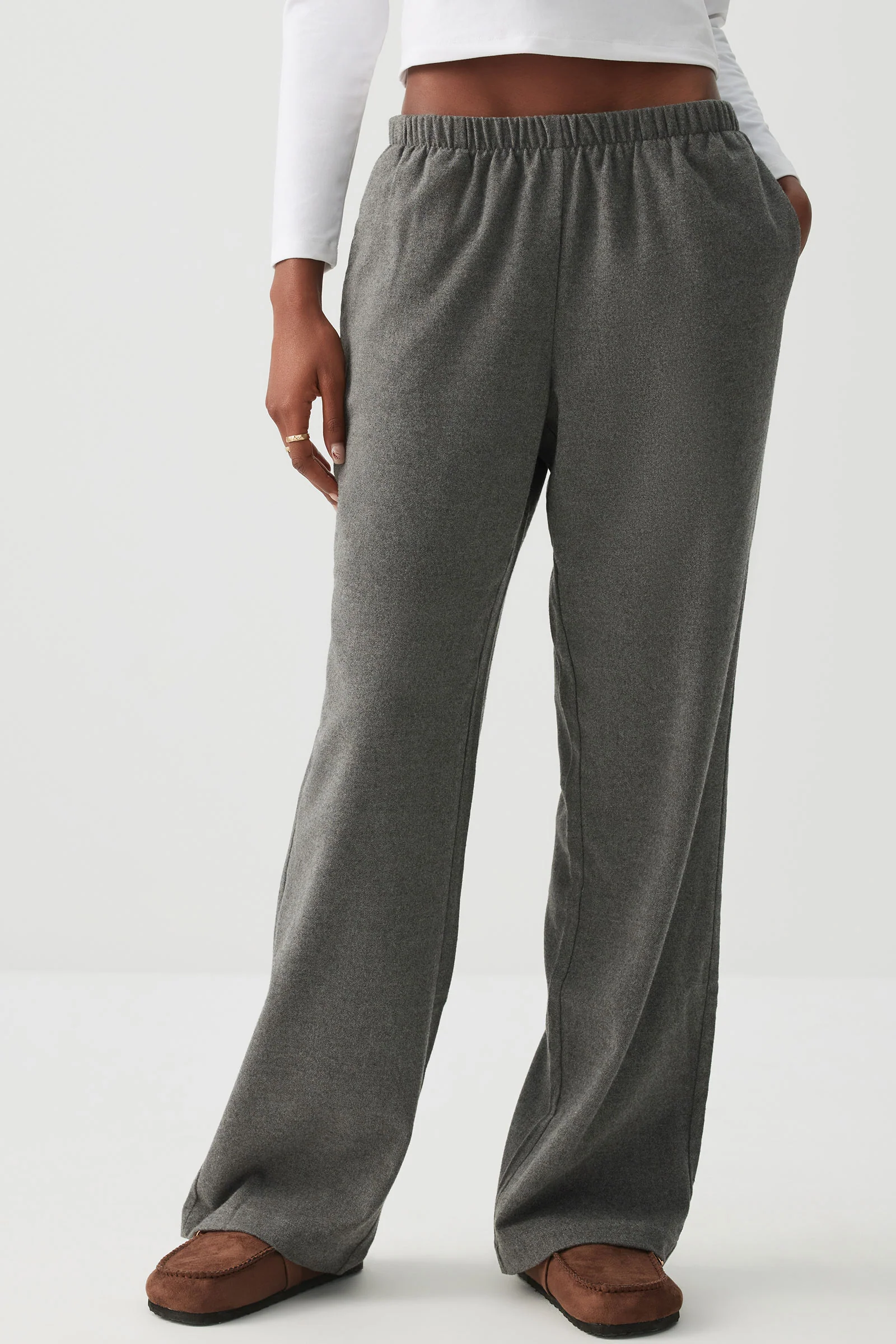 Mid Rise Wide Leg Pants - Image 3