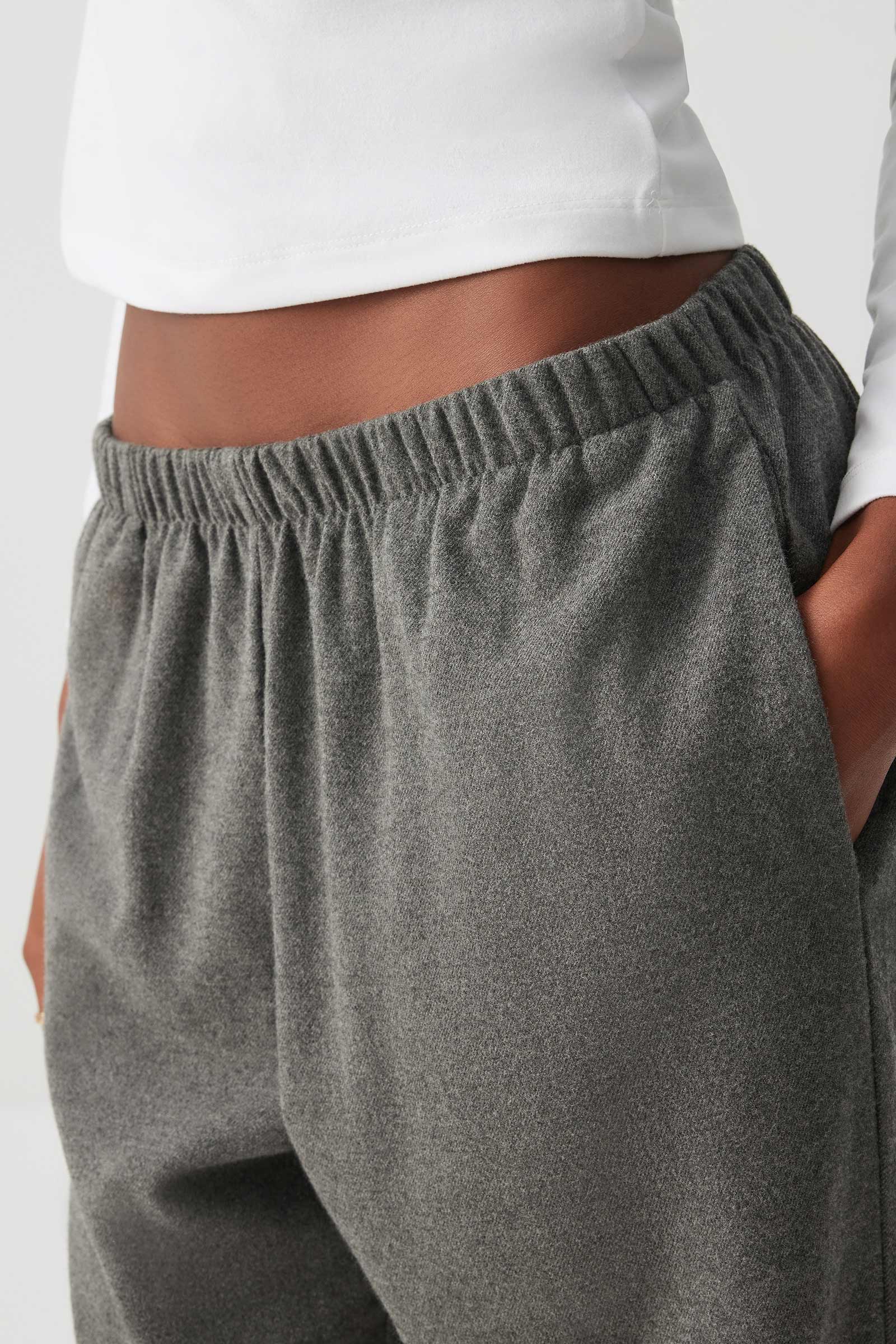 Mid Rise Wide Leg Pants - Image 4