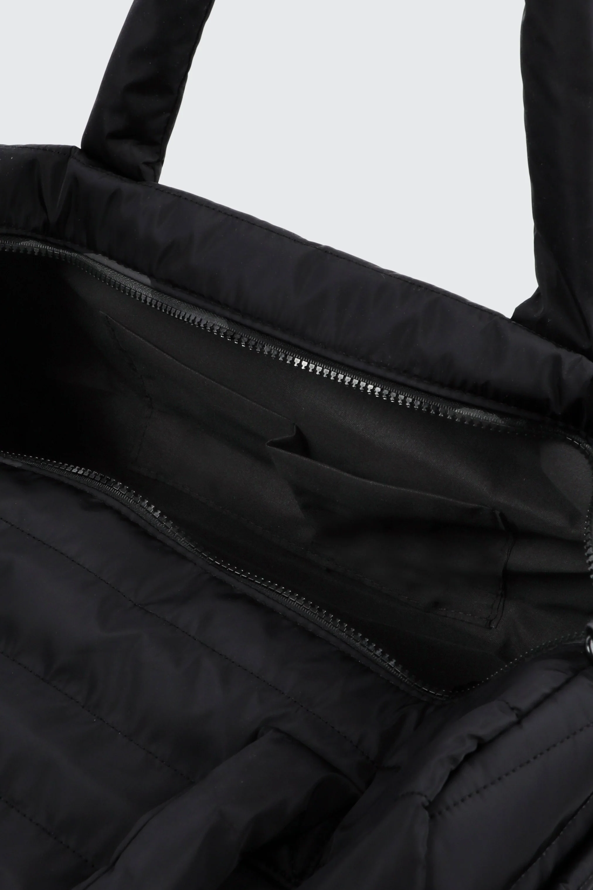 Nylon Gym Bag - Image 4