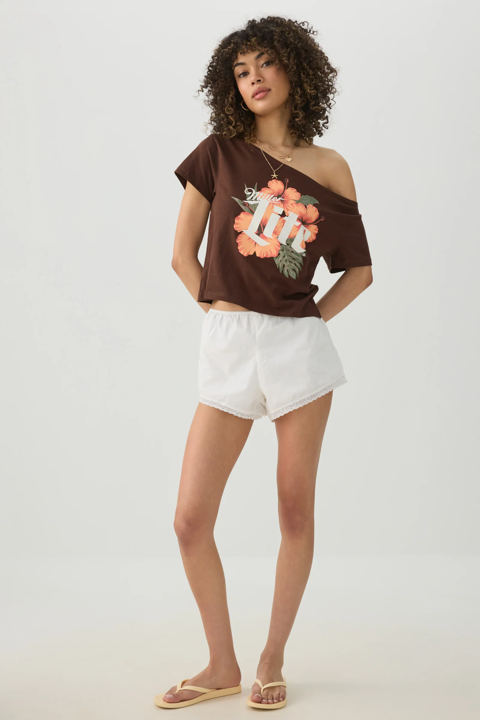 Off Shoulder Crop Graphic T-shirt - Image 3