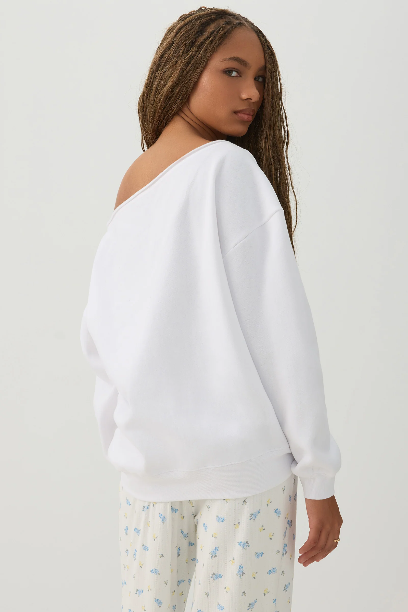 Off Shoulder Fleece Top - Image 4