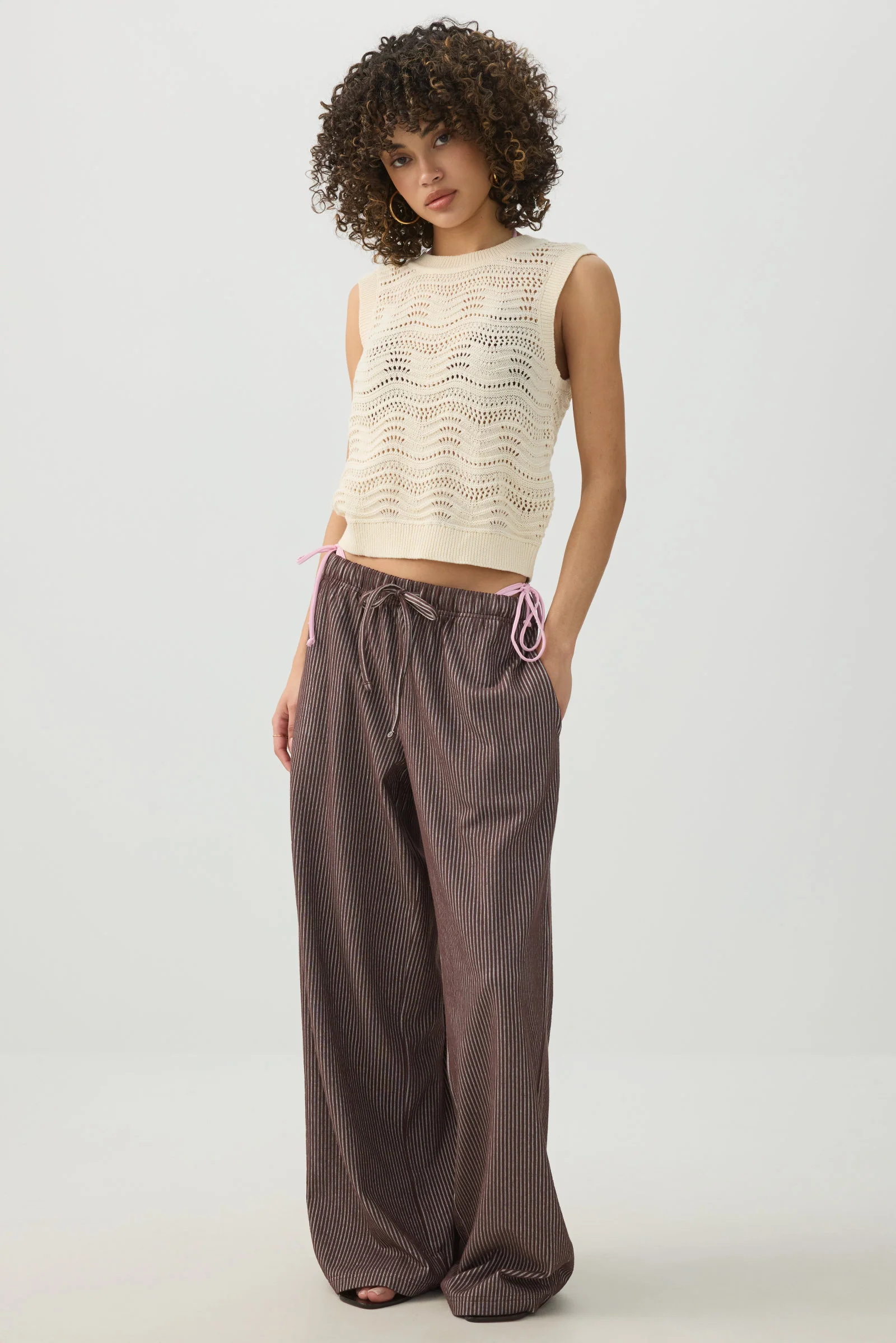 Open Stitch Cropped Sweater Vest - Image 3