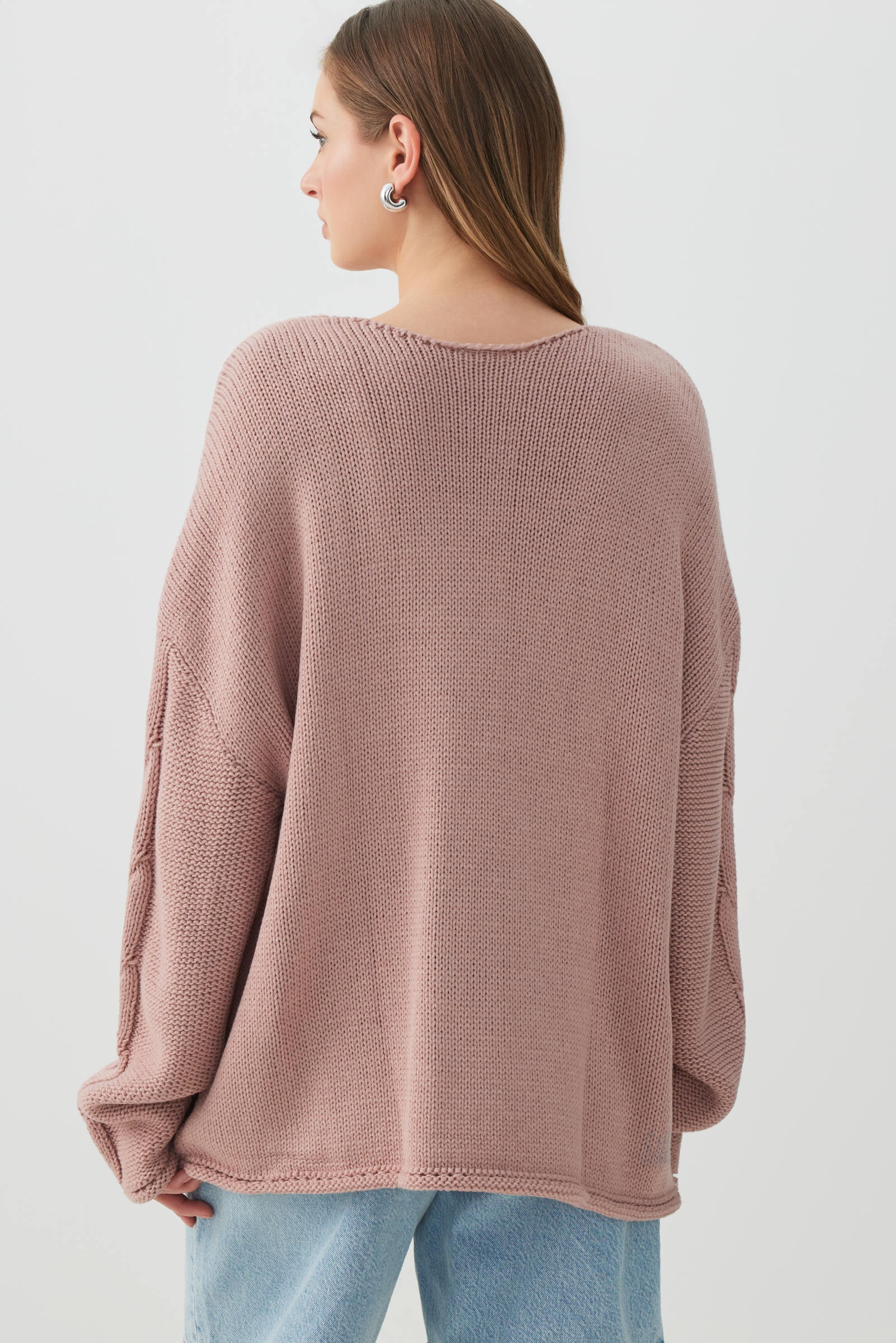 Oversized Cable Knit V-Neck Sweater - Image 4